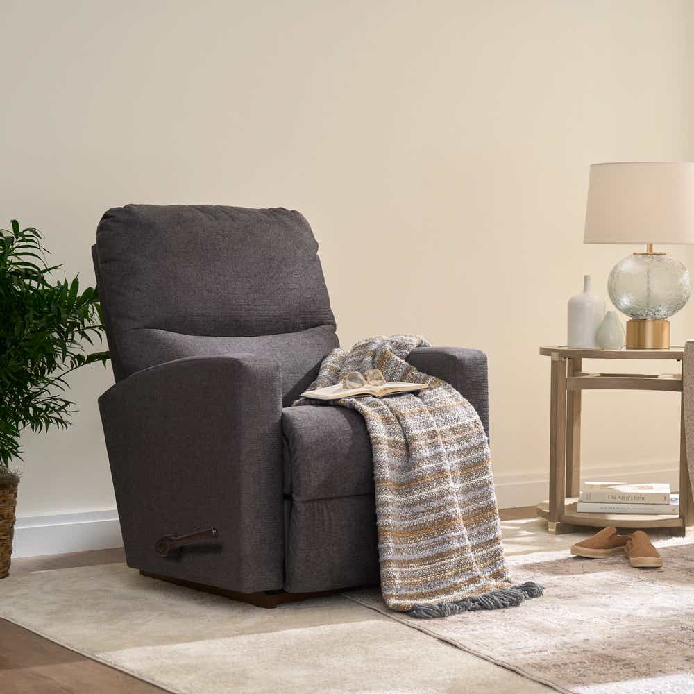 La-Z-Boy Sherman Rocking Recliner — A Simple Way into the Brand La-Z-Boy Recliner Chair