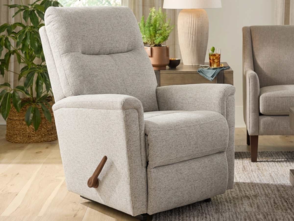 La-Z-Boy Norton Wall Recliner — Full Recline Inches from the Wall La-Z-Boy Recliner Chair