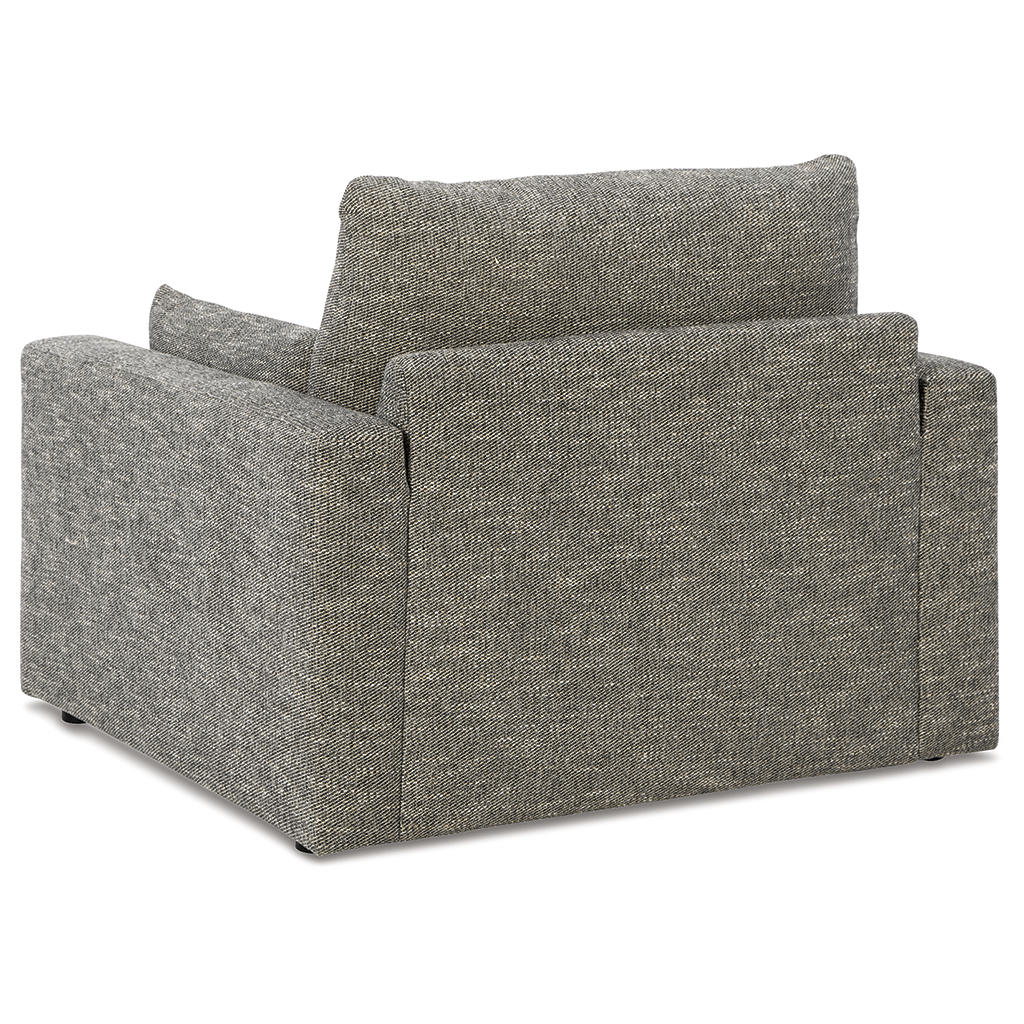 Dramatic Sofa, Loveseat, Oversized Chair and Ottoman Benchcraft® Uncategorized