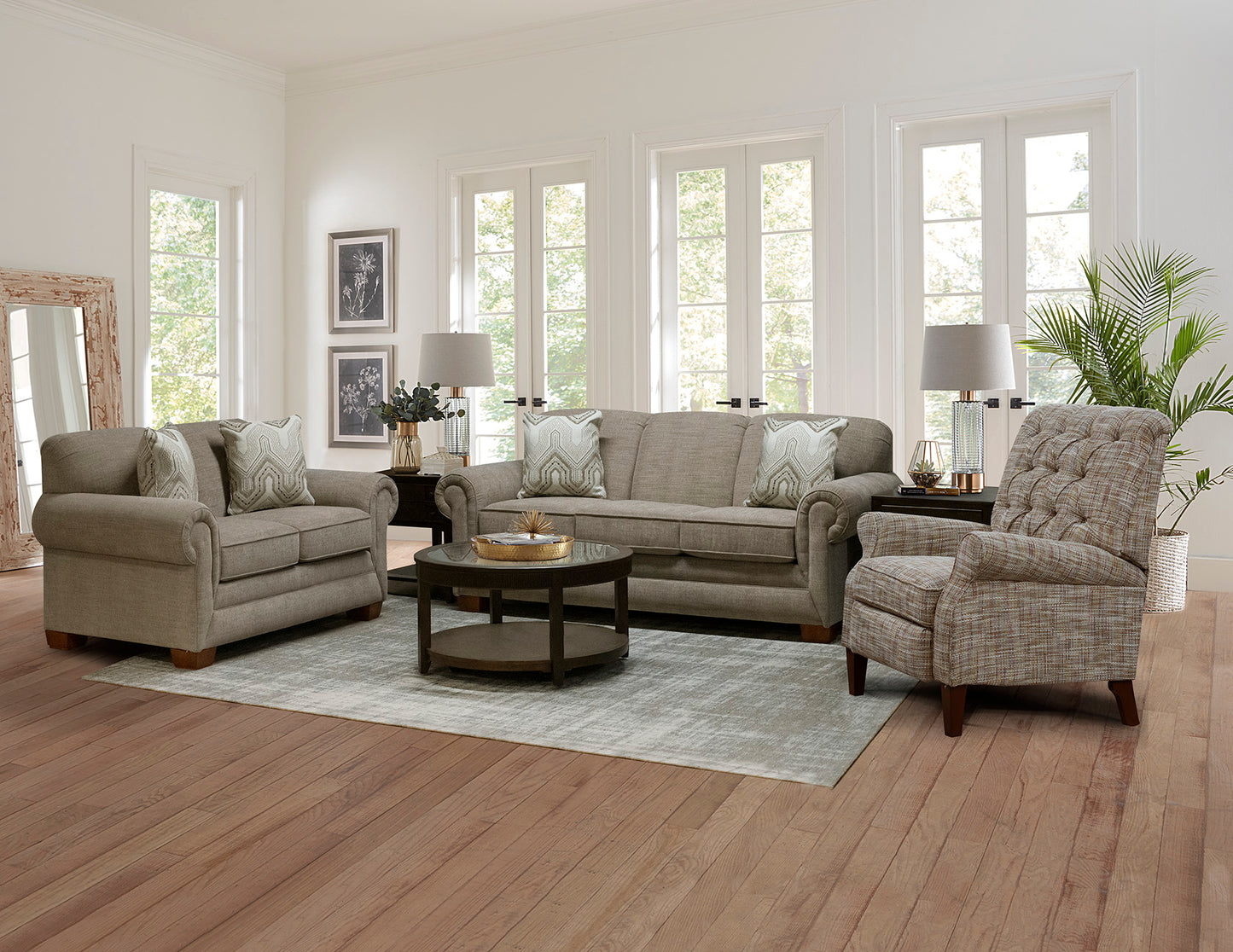 Monroe Loveseat
