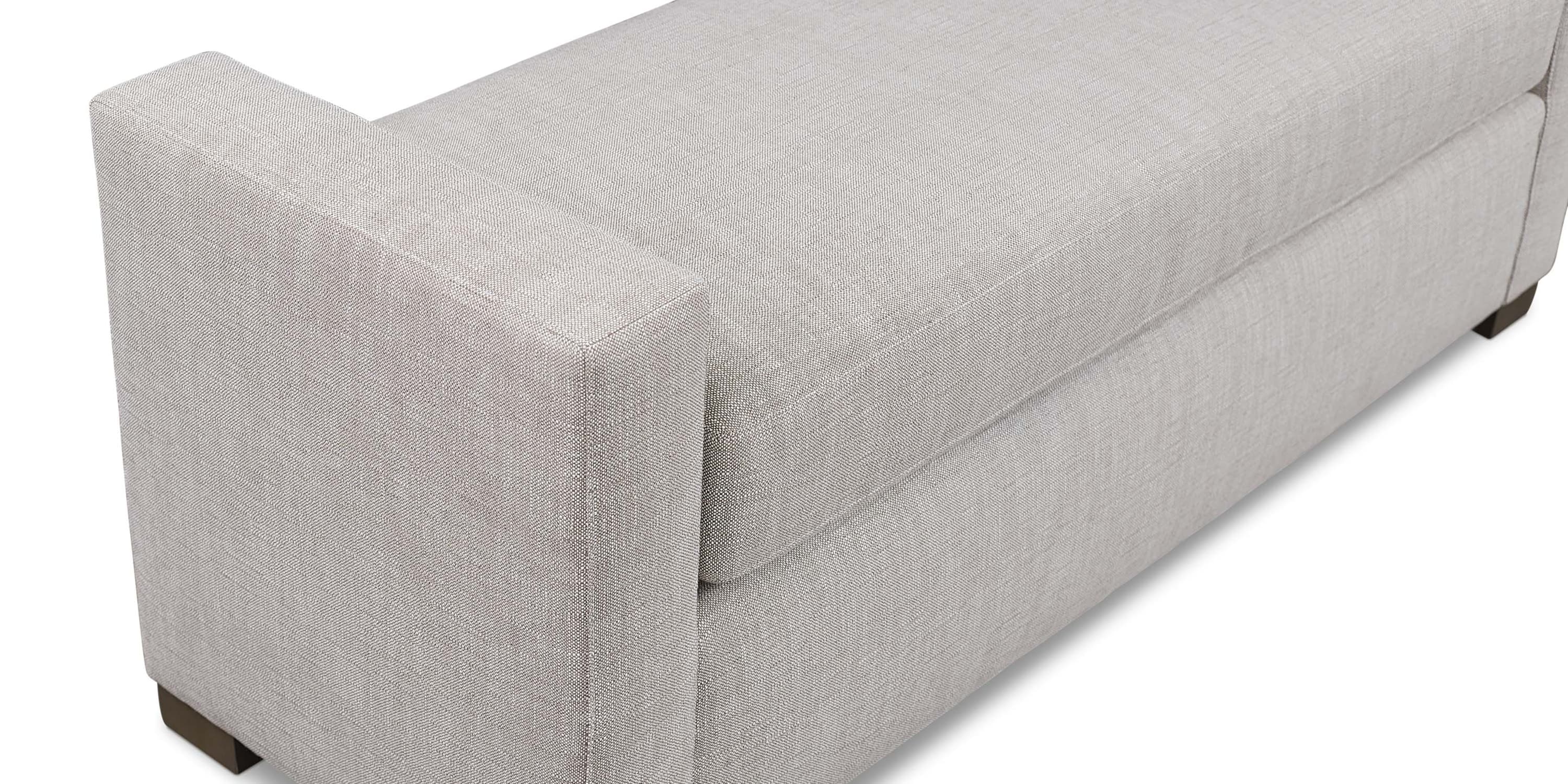 Belmont Upholstered Bench Bassett Bedroom Furniture