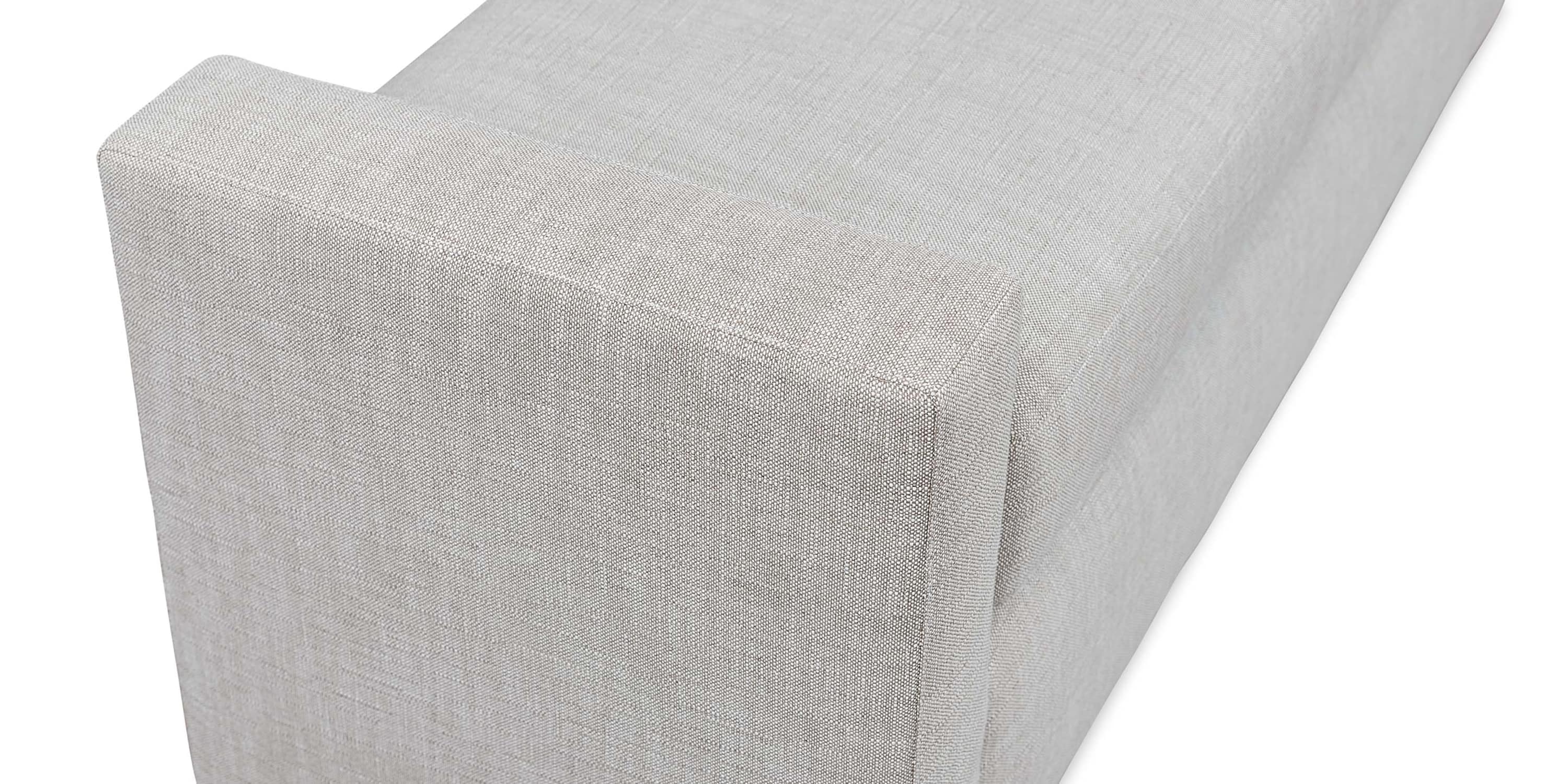 Belmont Upholstered Bench Bassett Bedroom Furniture