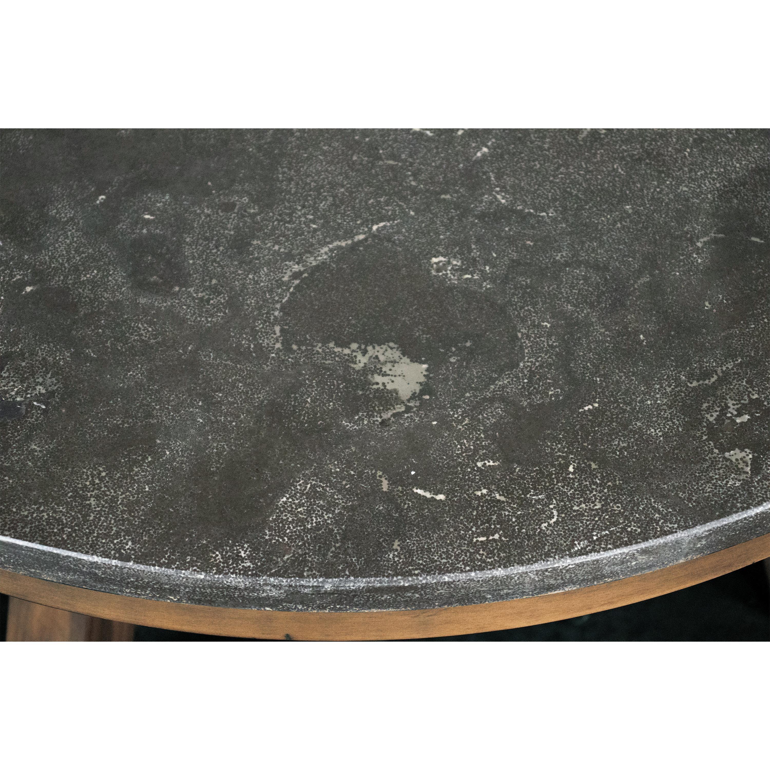 Weatherford Rnd Cktl Tbl-base Riverside Furniture Tables