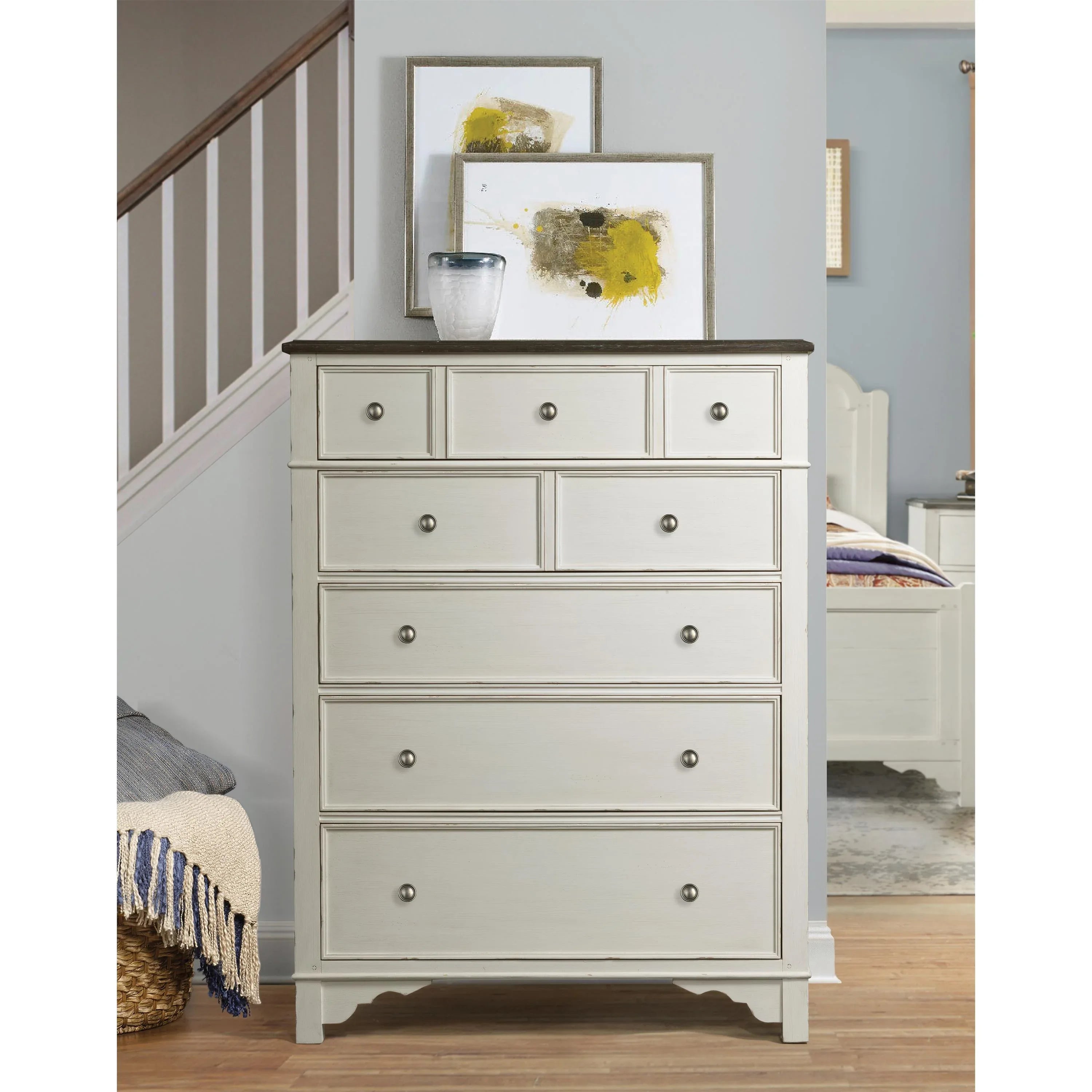 Grand Haven 5-drawer Chest Riverside Furniture Bedroom