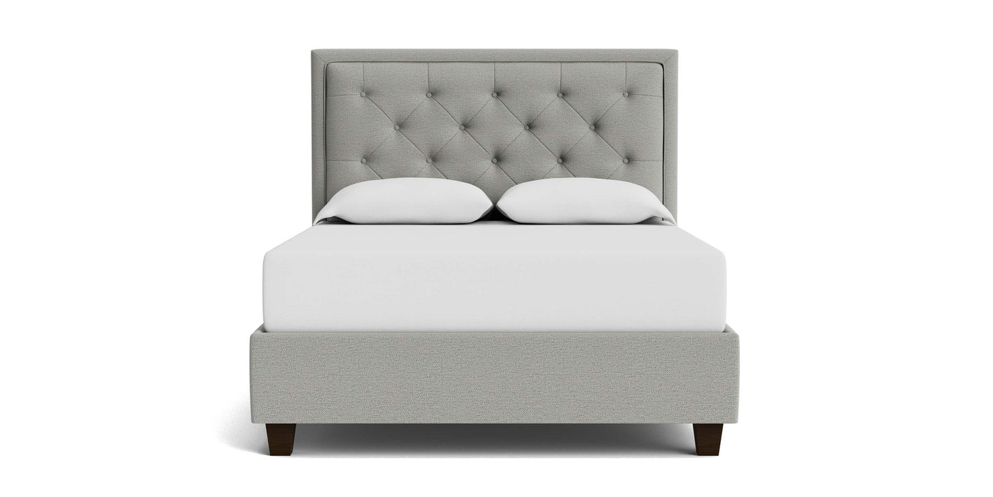 Manhattan Tufted Upholstered Bed Bassett Bedroom Furniture