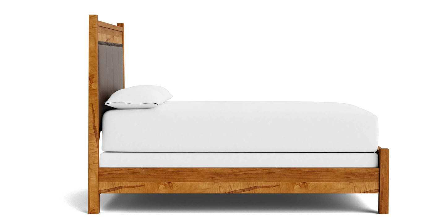 Heritage Leather Upholstered Bed Bassett Bedroom Furniture