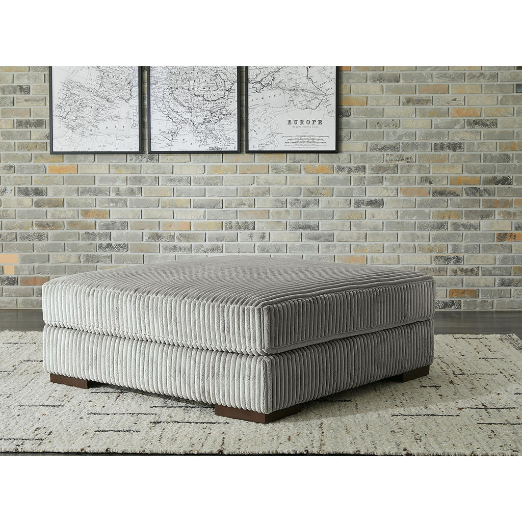 Lindyn 5-Piece Sectional and Ottoman Signature Design by Ashley® Uncategorized