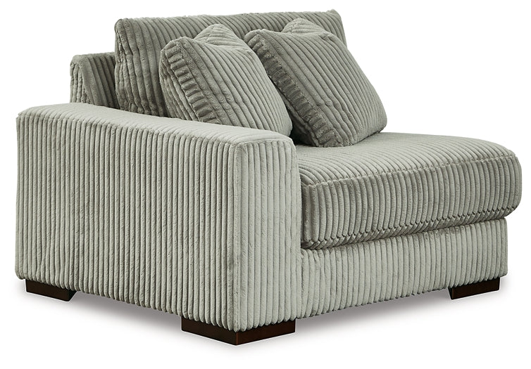 Lindyn 3-Piece Sectional and Chair