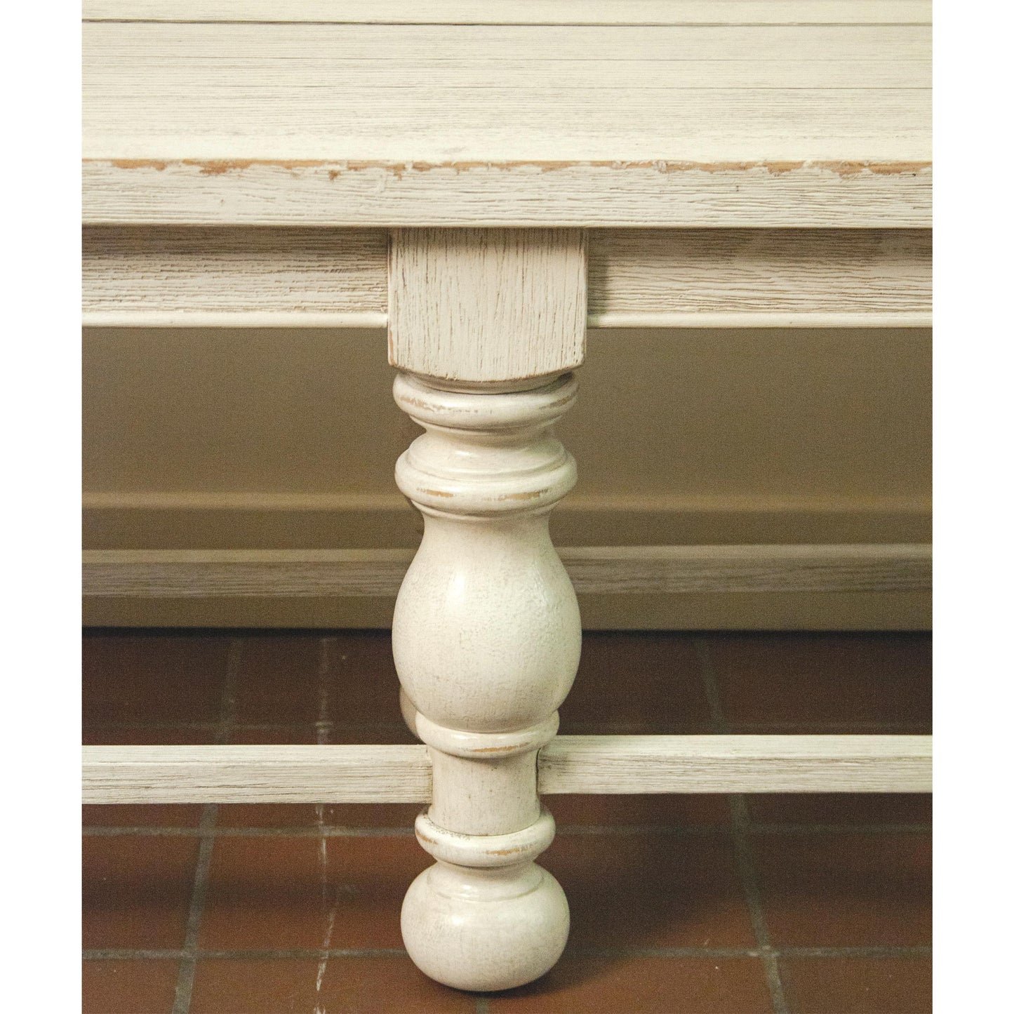 Aberdeen Dining Bench 1in Riverside Furniture Dining