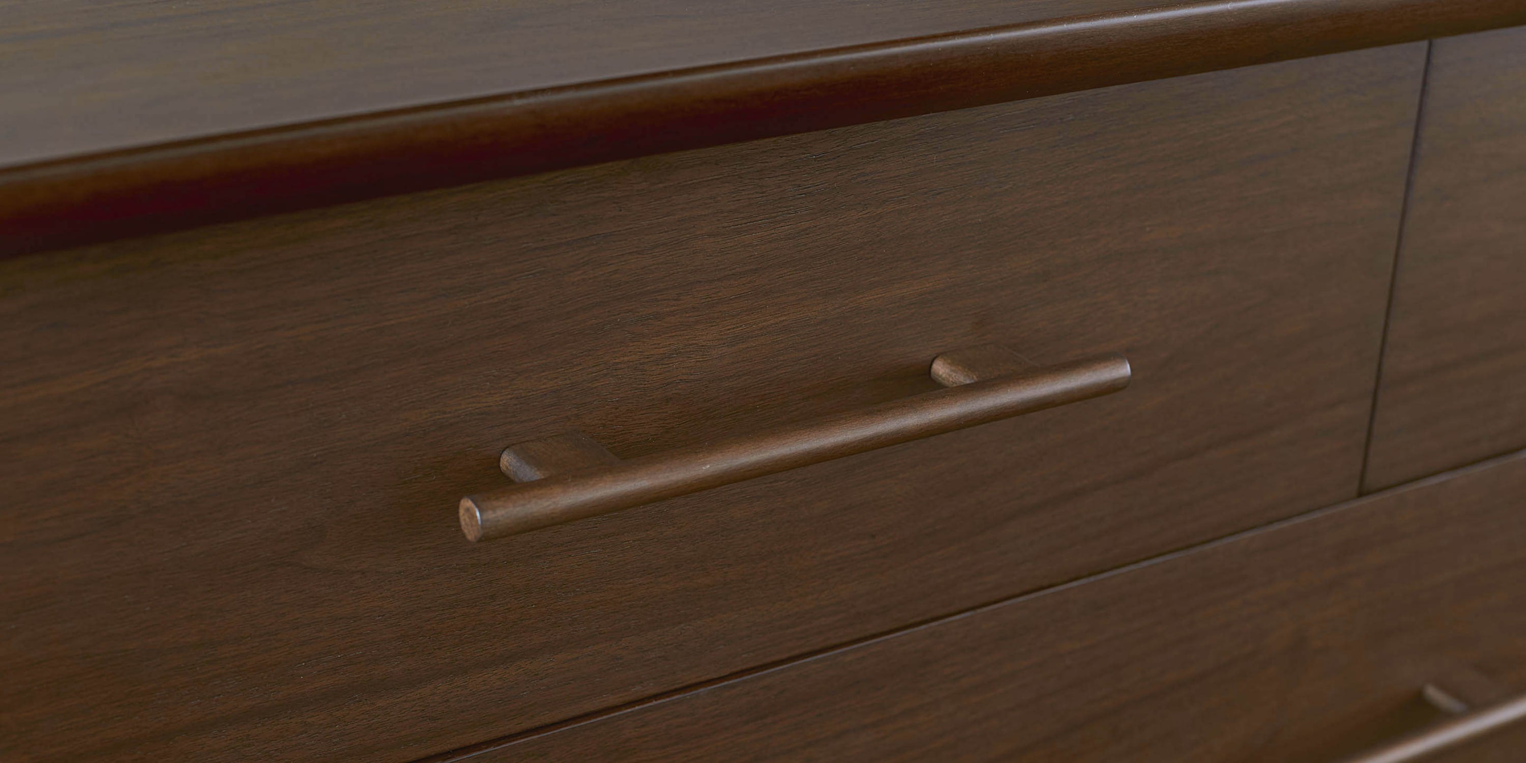 Copenhagen 5 Drawer Chest Bassett Bedroom Furniture