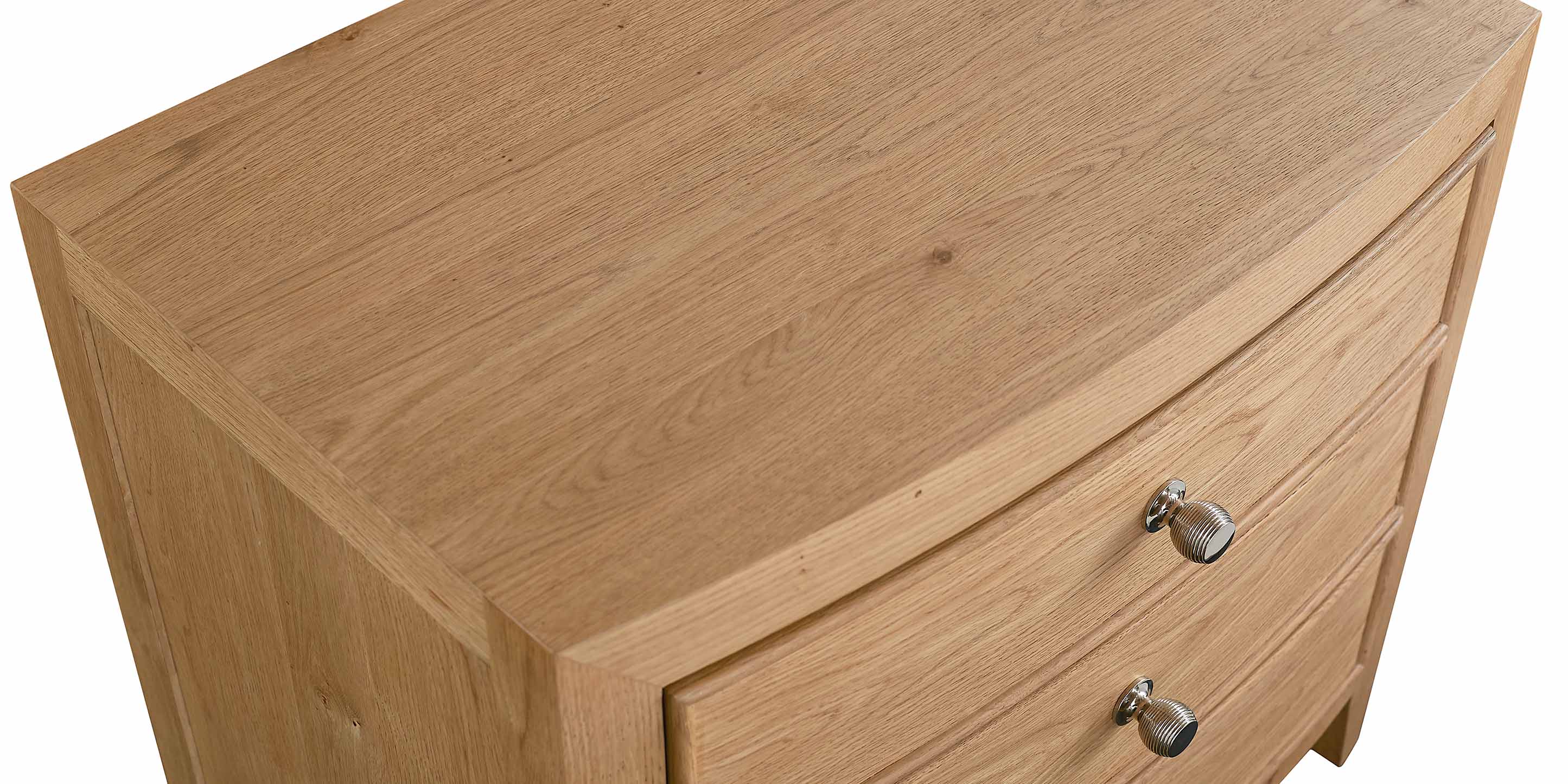 Bassett Newbury 3 Drawer Nightstand — Storage at Bedside — Natural finish