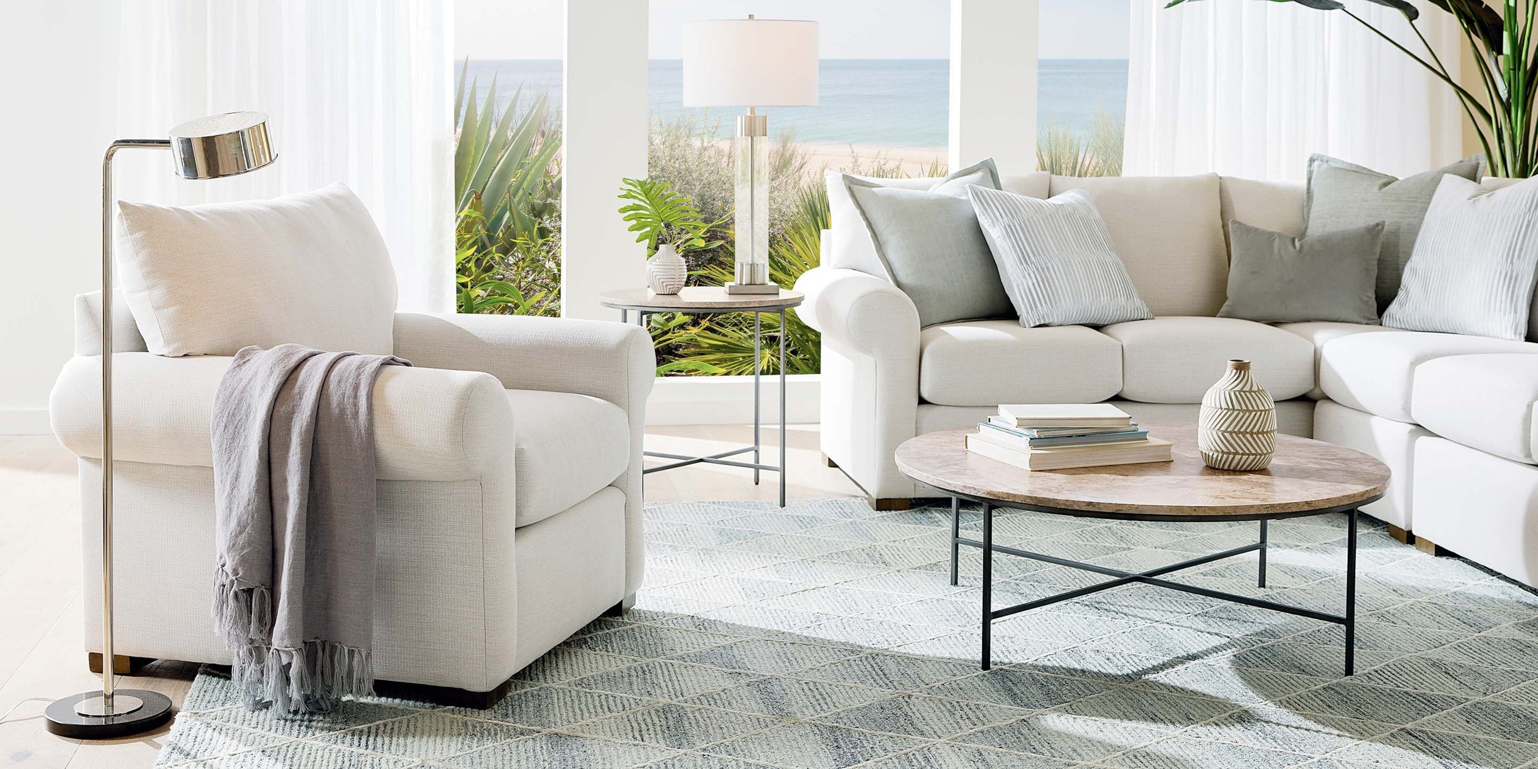 Hanover Roll Arm Chair Bassett