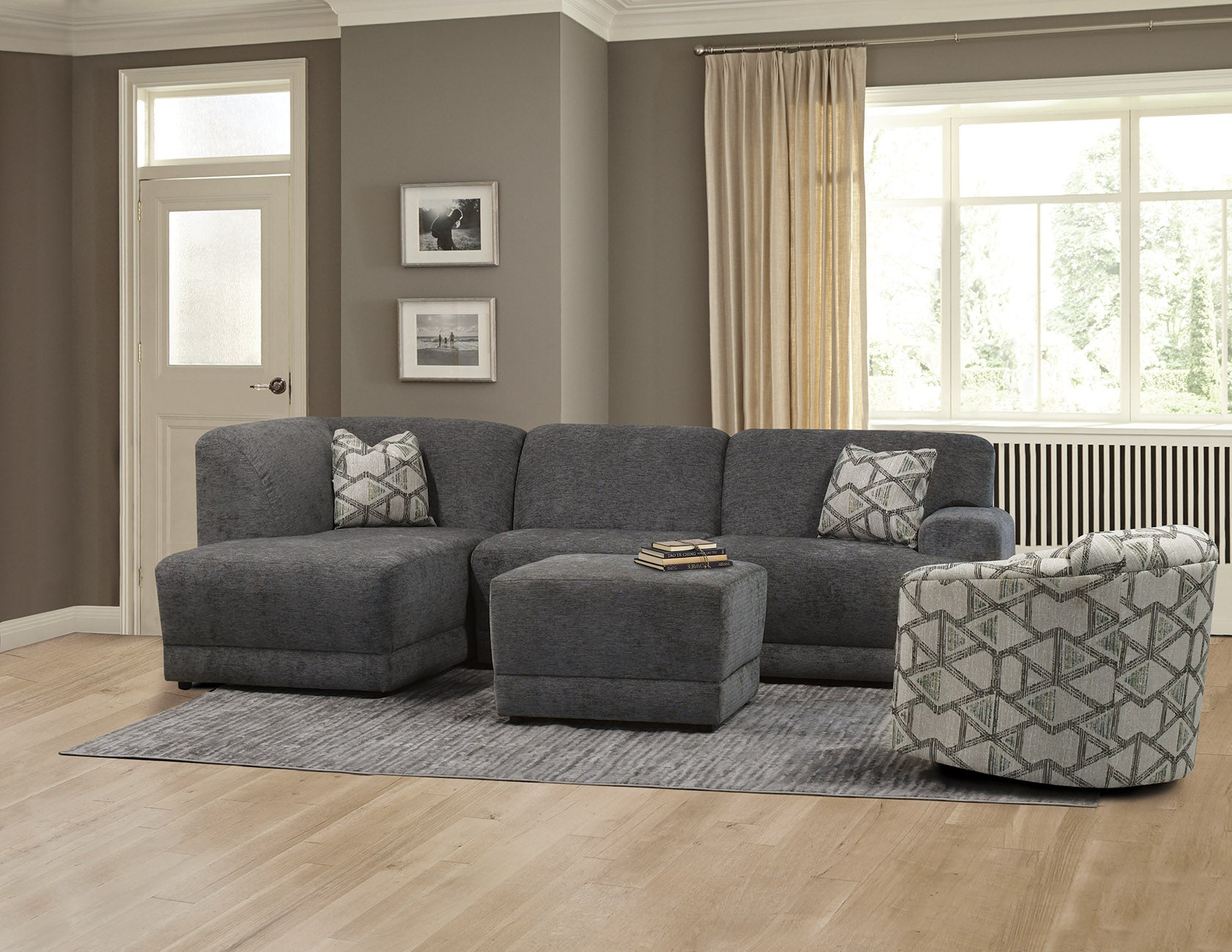 Cole Cocktail Ottoman