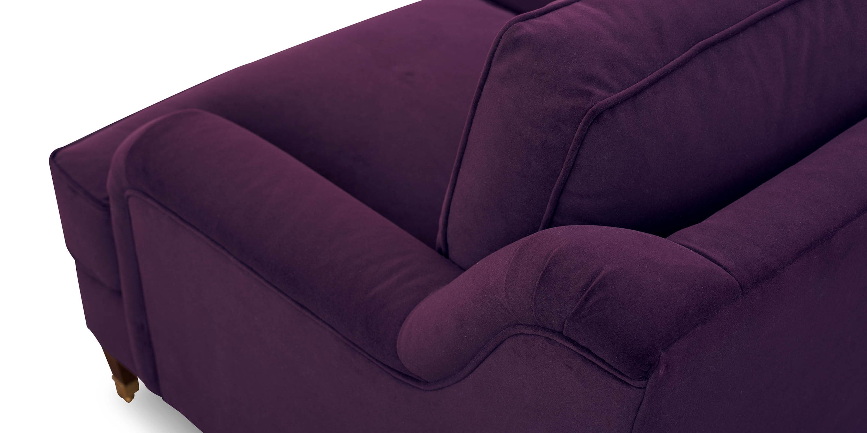 Stockten English Arm L-Shape Sectional with Casters Bassett