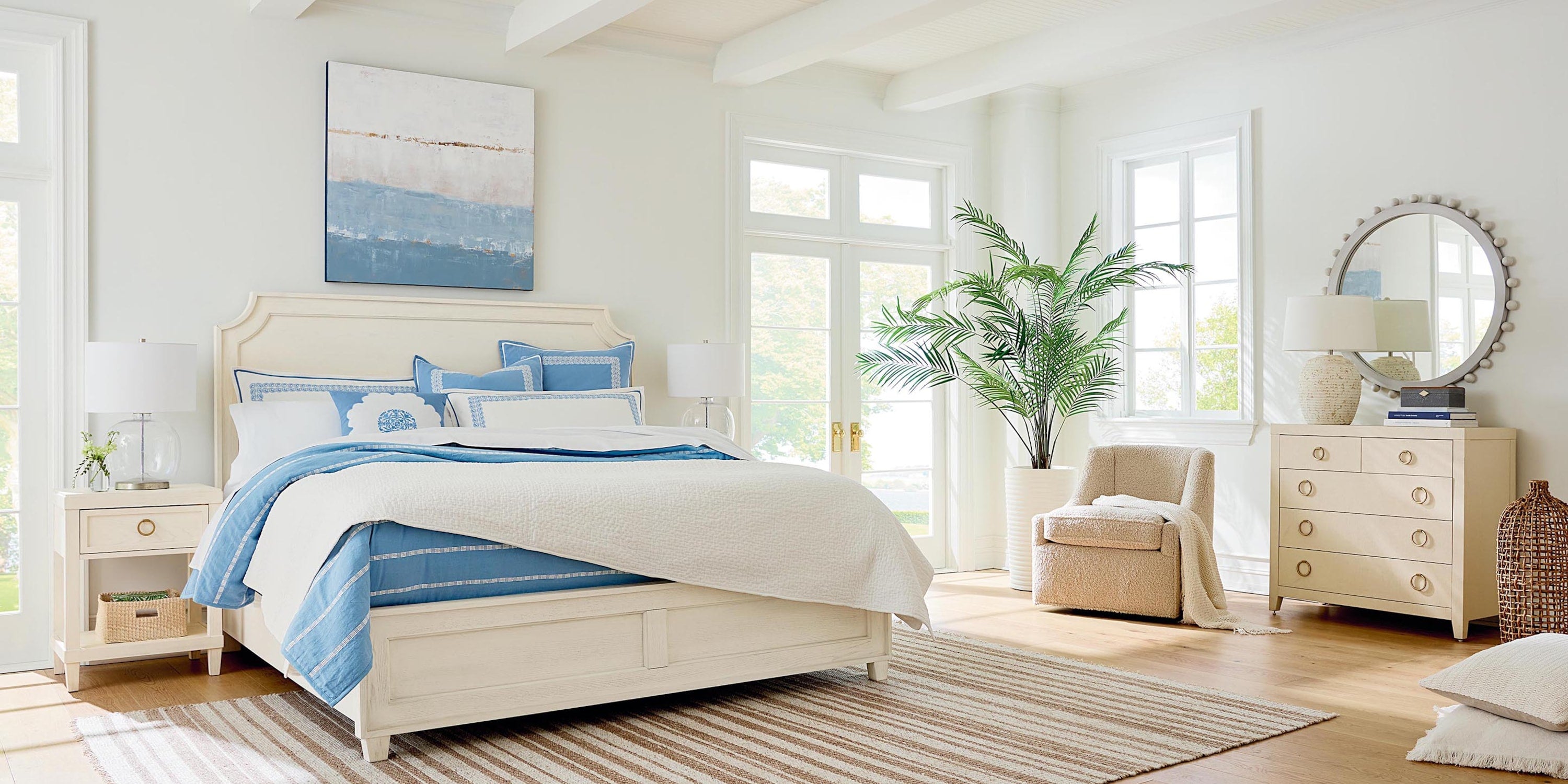 Ventura Panel Bed Bassett Bedroom Furniture