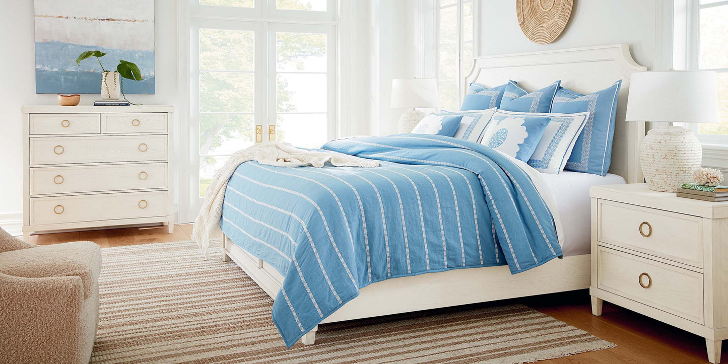 Ventura Panel Bed Bassett Bedroom Furniture