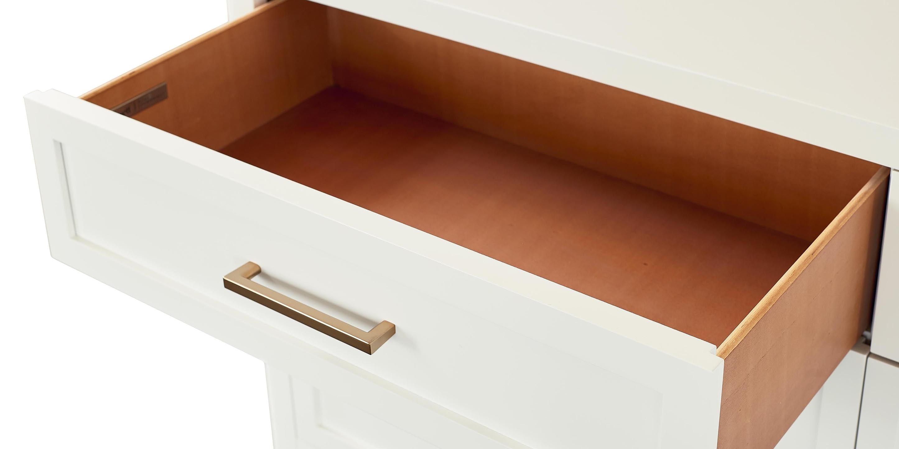 Bassett Tidewater 6 Drawer Dresser — Hampton White, Brass Pulls