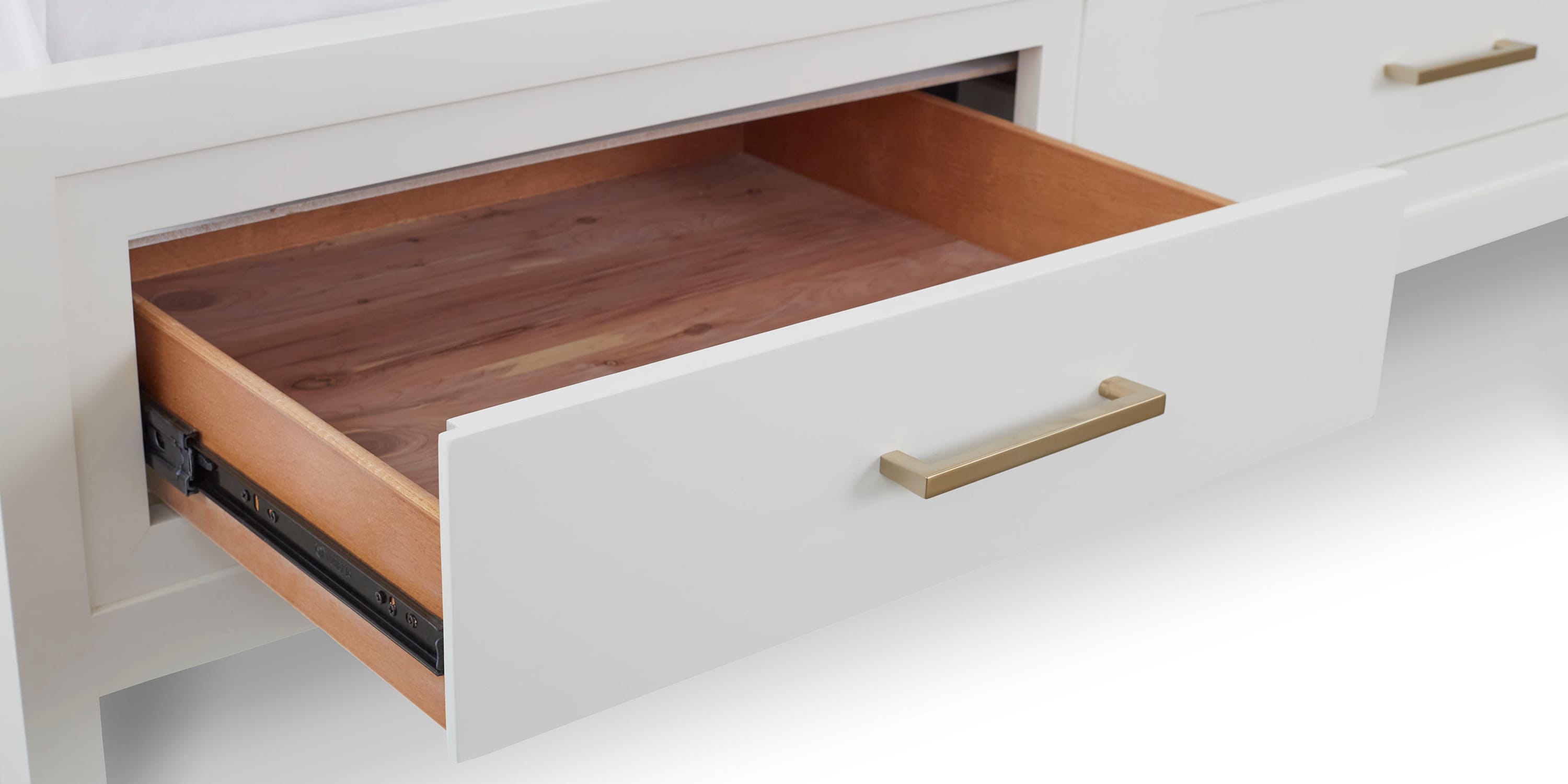 Tidewater Storage Bed Bassett Bedroom Furniture