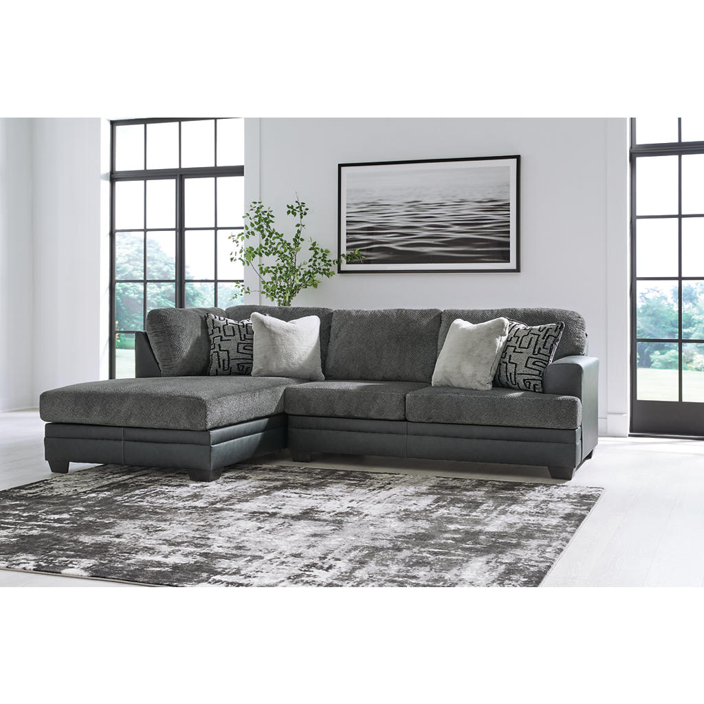 Brixley Pier 2-Piece Sectional with Chaise Benchcraft® Living Room