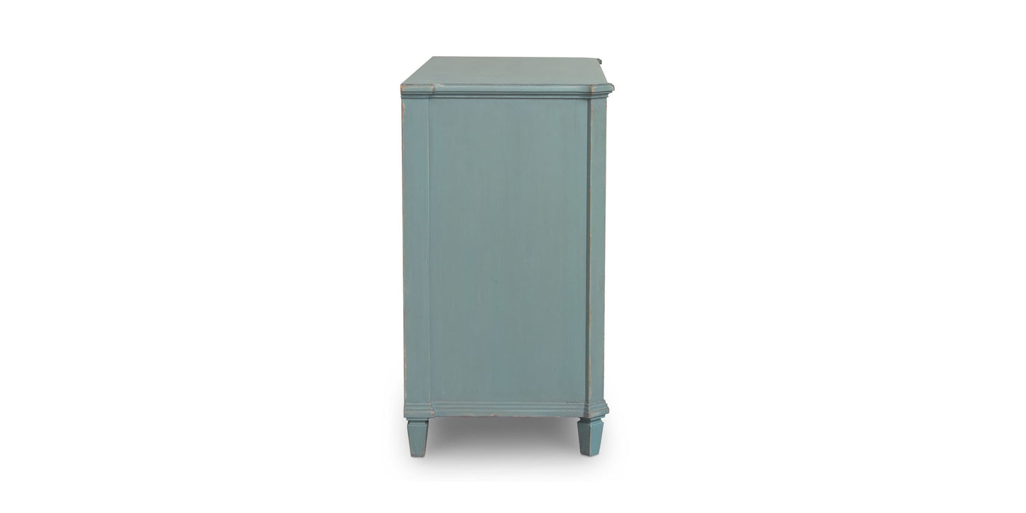 Trafford Accent Chest Bassett Bedroom Furniture
