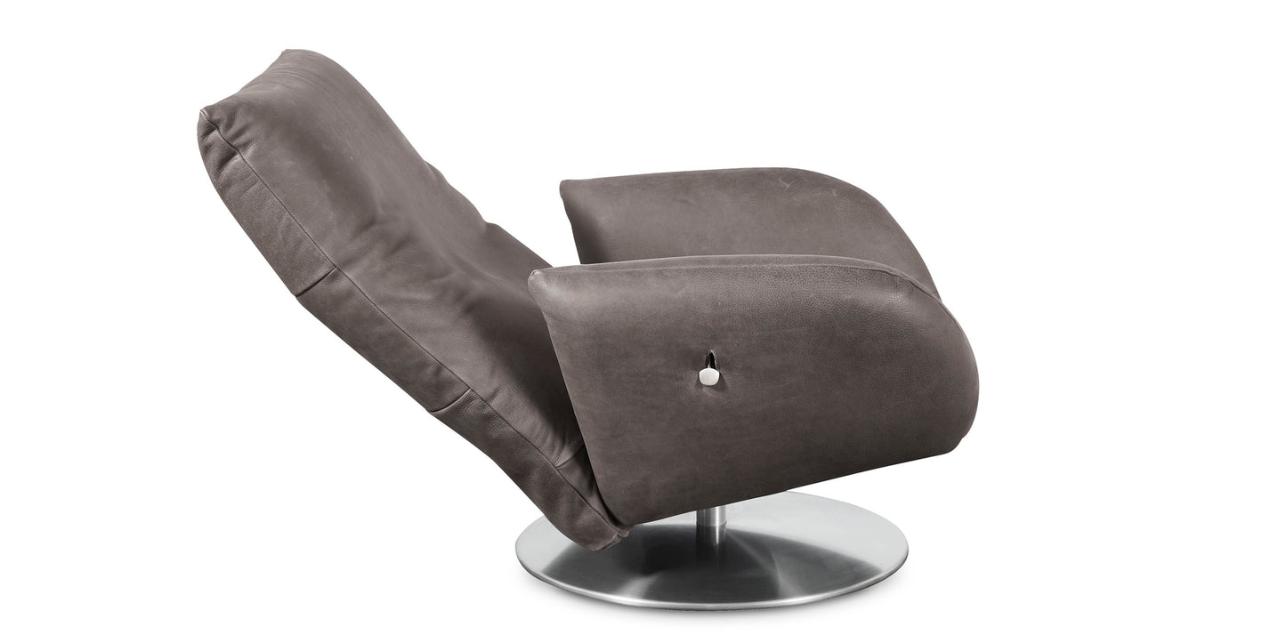 Ranlo Leather Swivel Arm Chair Bassett