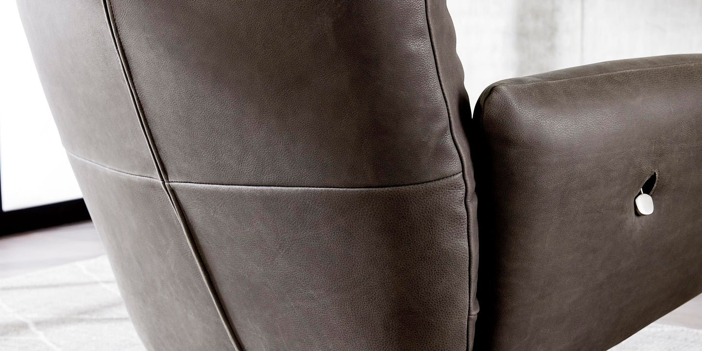 Ranlo Leather Swivel Arm Chair Bassett