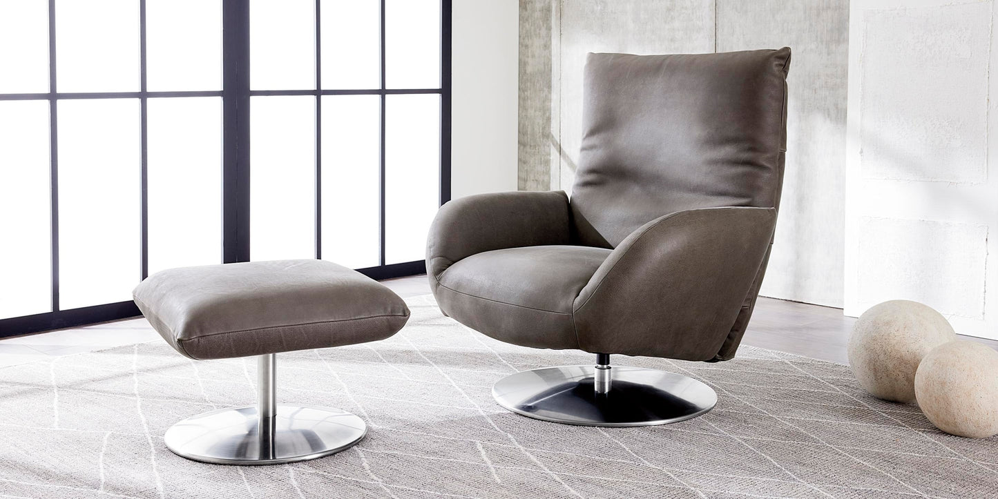 Ranlo Leather Swivel Arm Chair Bassett