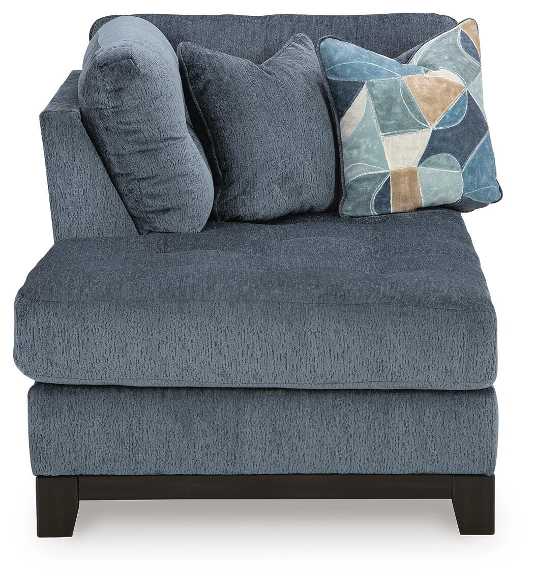 Maxon Place 3-Piece Sectional and Ottoman — 100-Inch Sofa Benchcraft® Living Room