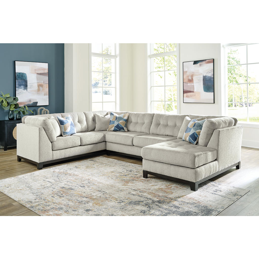 Maxon Place 3-Piece Sectional with Chaise Benchcraft® Living Room