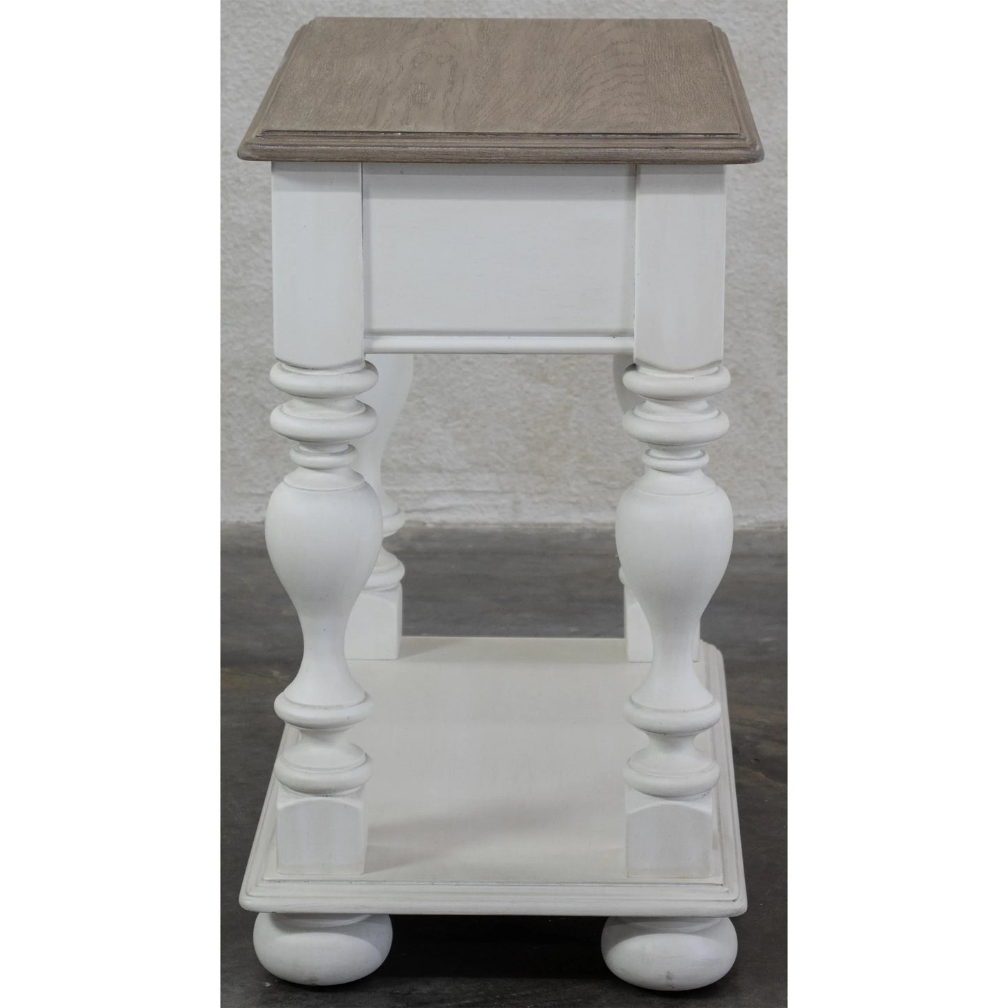 Jameson Chairside Table Riverside Furniture Tables