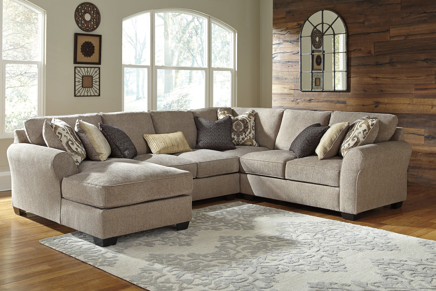 Pantomine 4-Piece Sectional with Ottoman