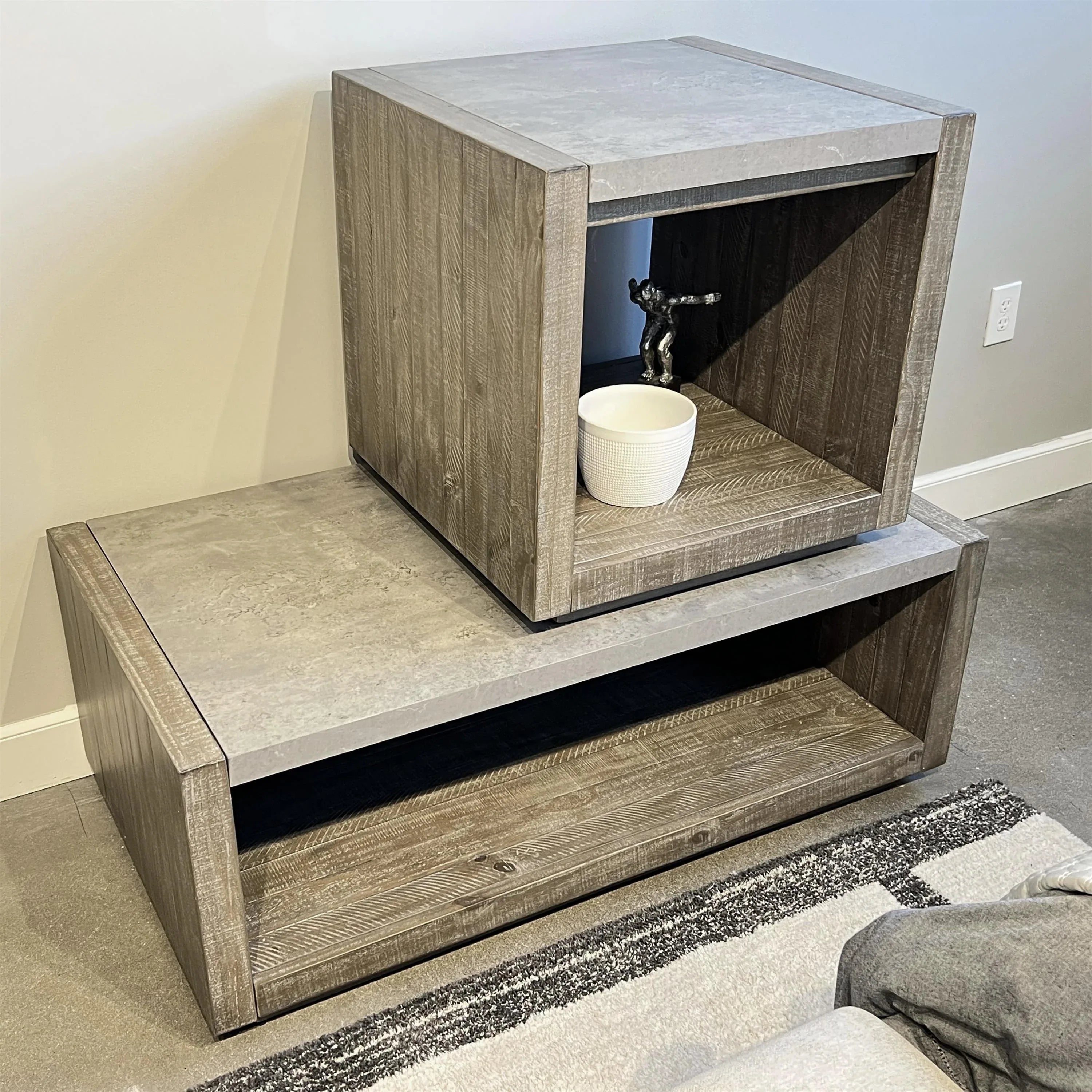 Intrigue End Table Riverside Furniture Tables