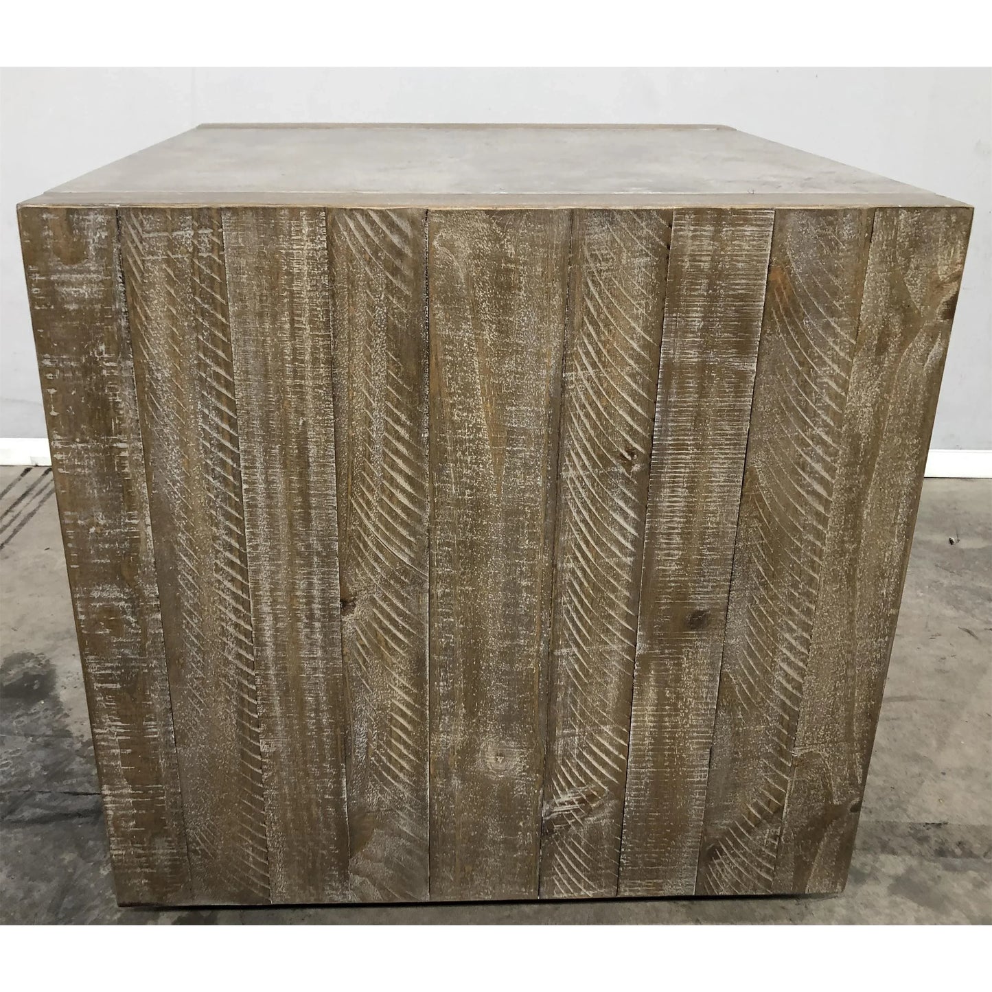 Intrigue End Table Riverside Furniture Tables