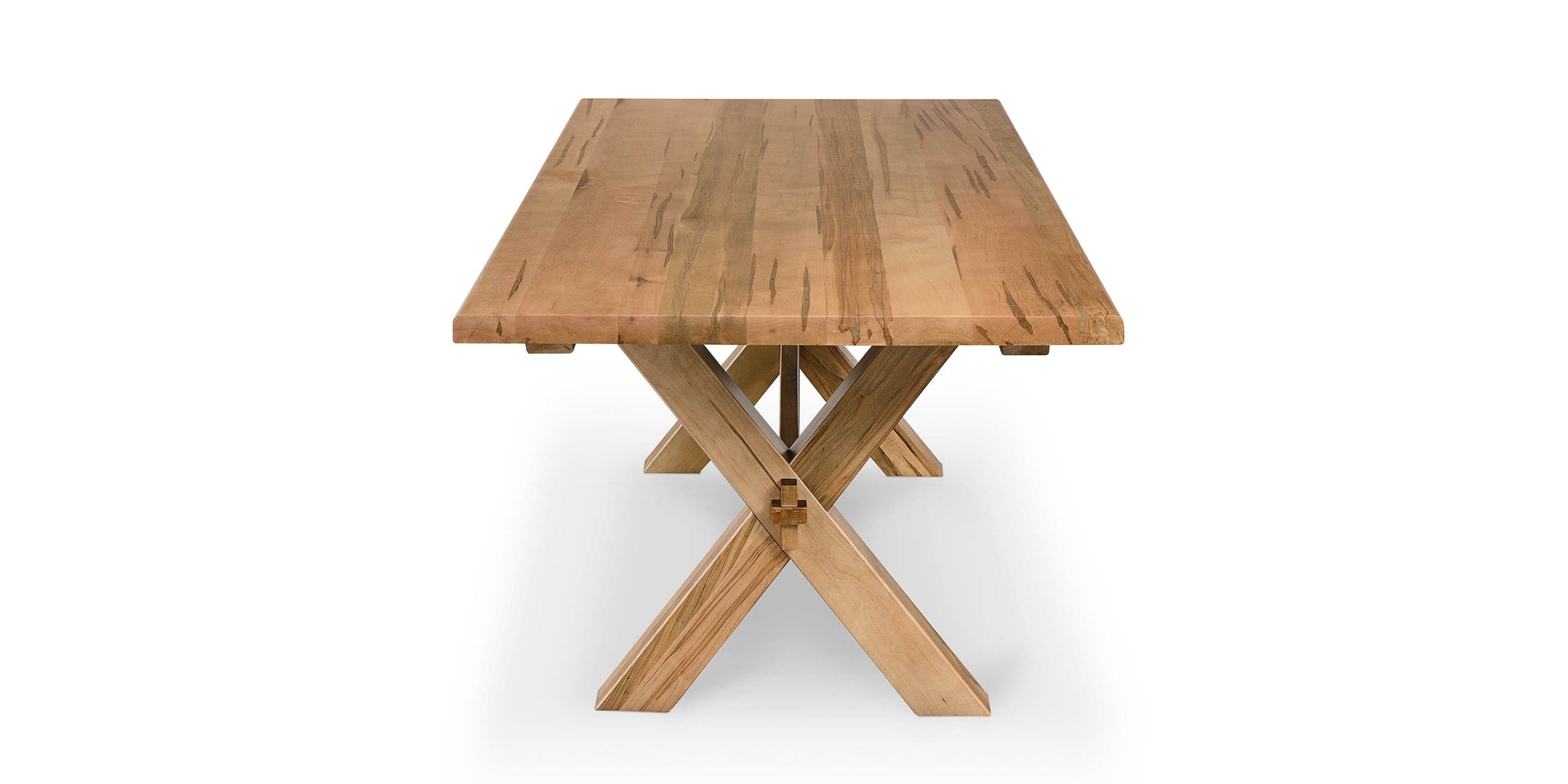 Crossbuck Dining Table with Extendable Leaves Bassett