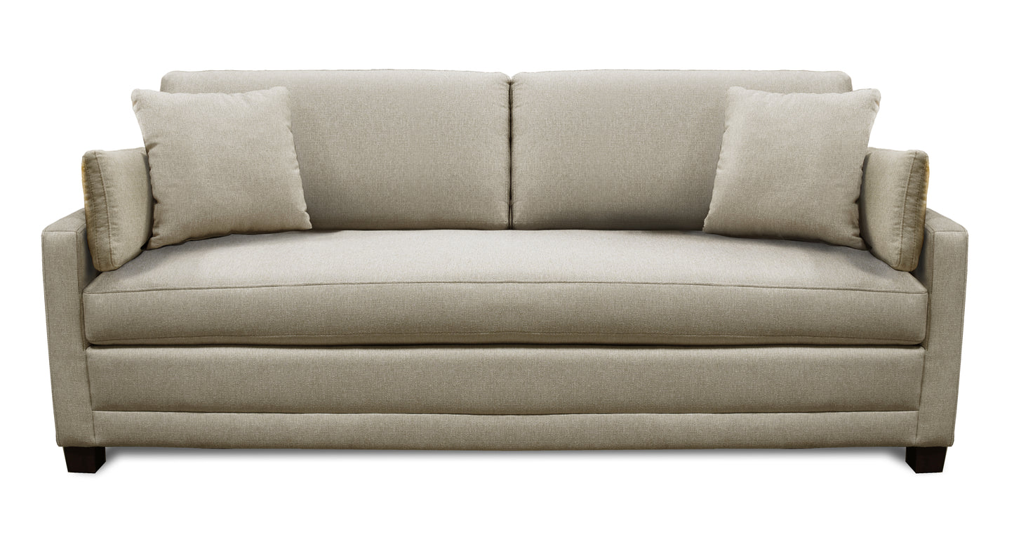 Izzie Loveseat