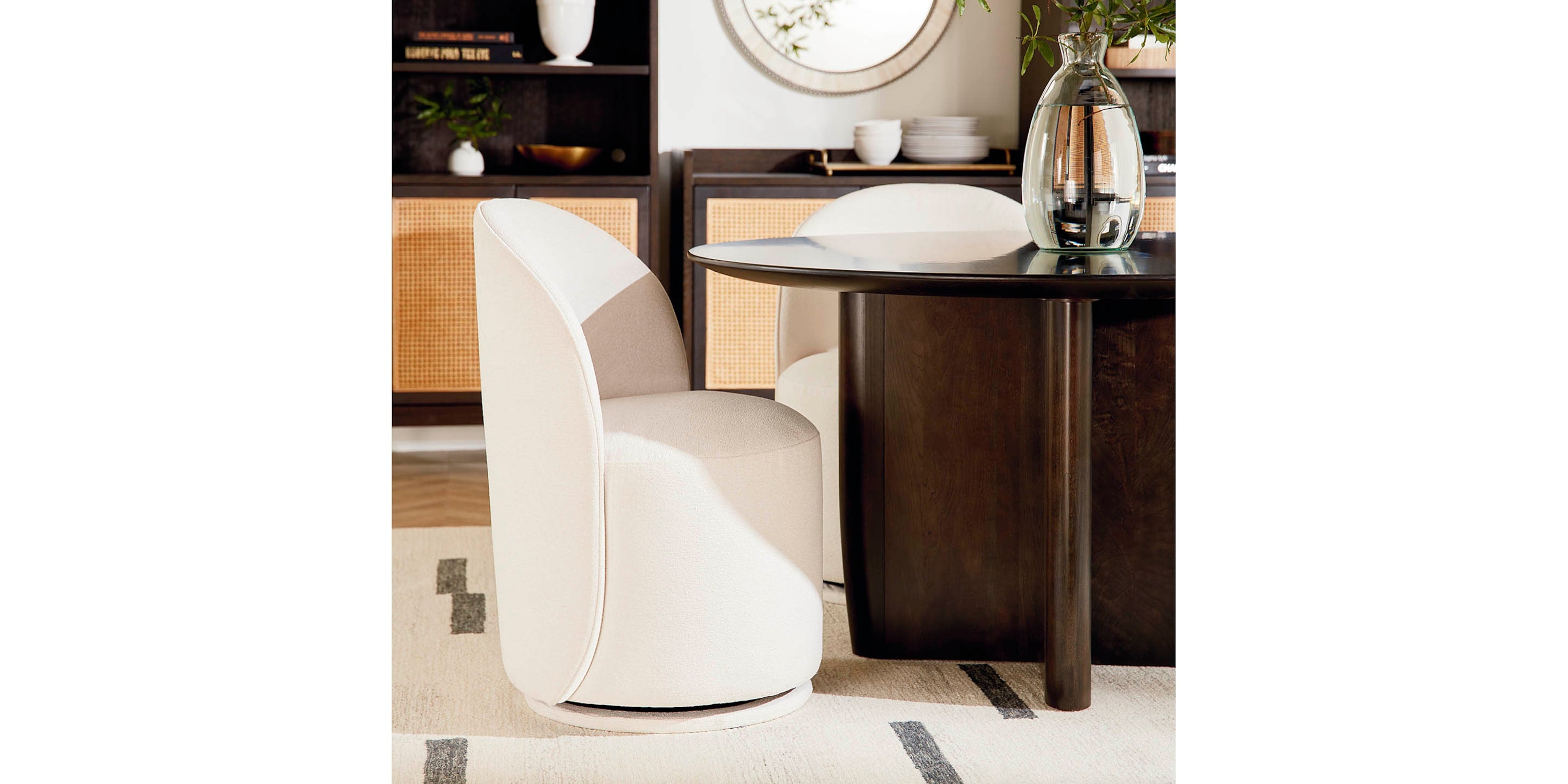 Dresden Round Dining Table Bassett