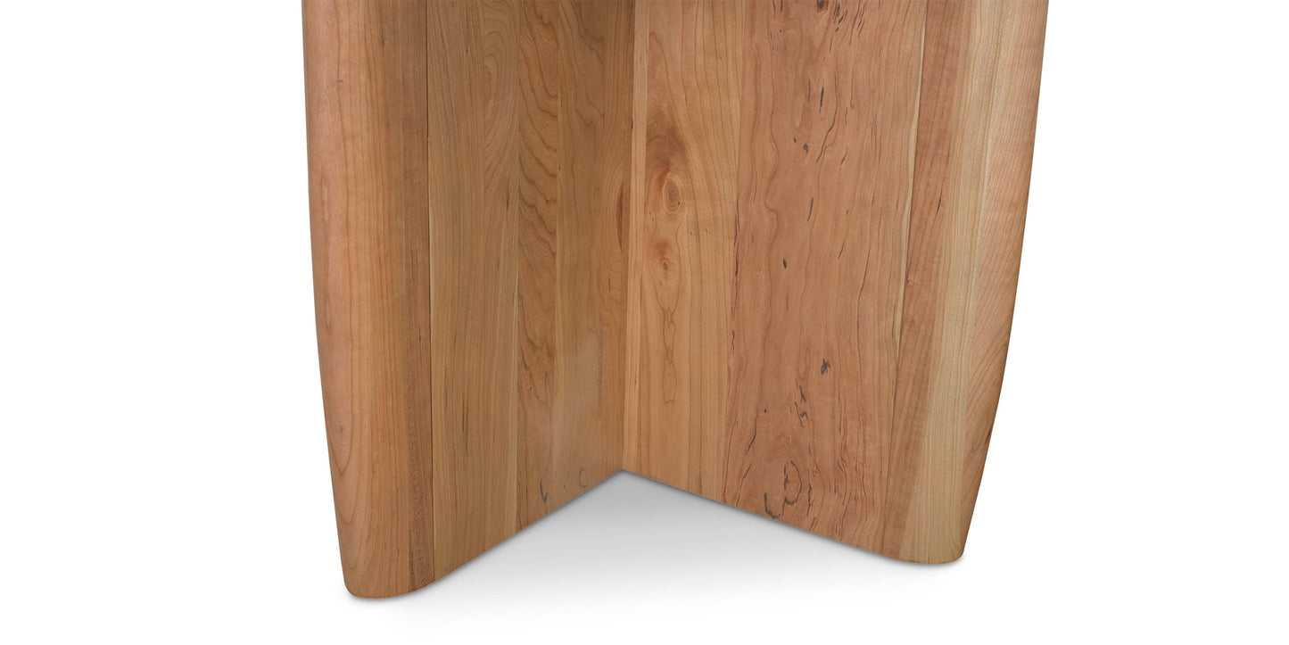 Dresden Round Dining Table Bassett