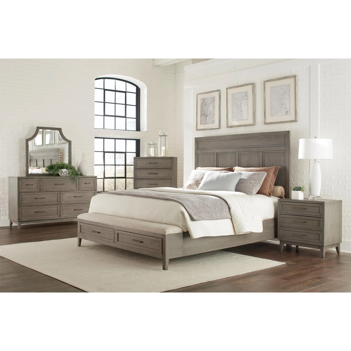 Vogue 5-drawer Chest Riverside Furniture Bedroom