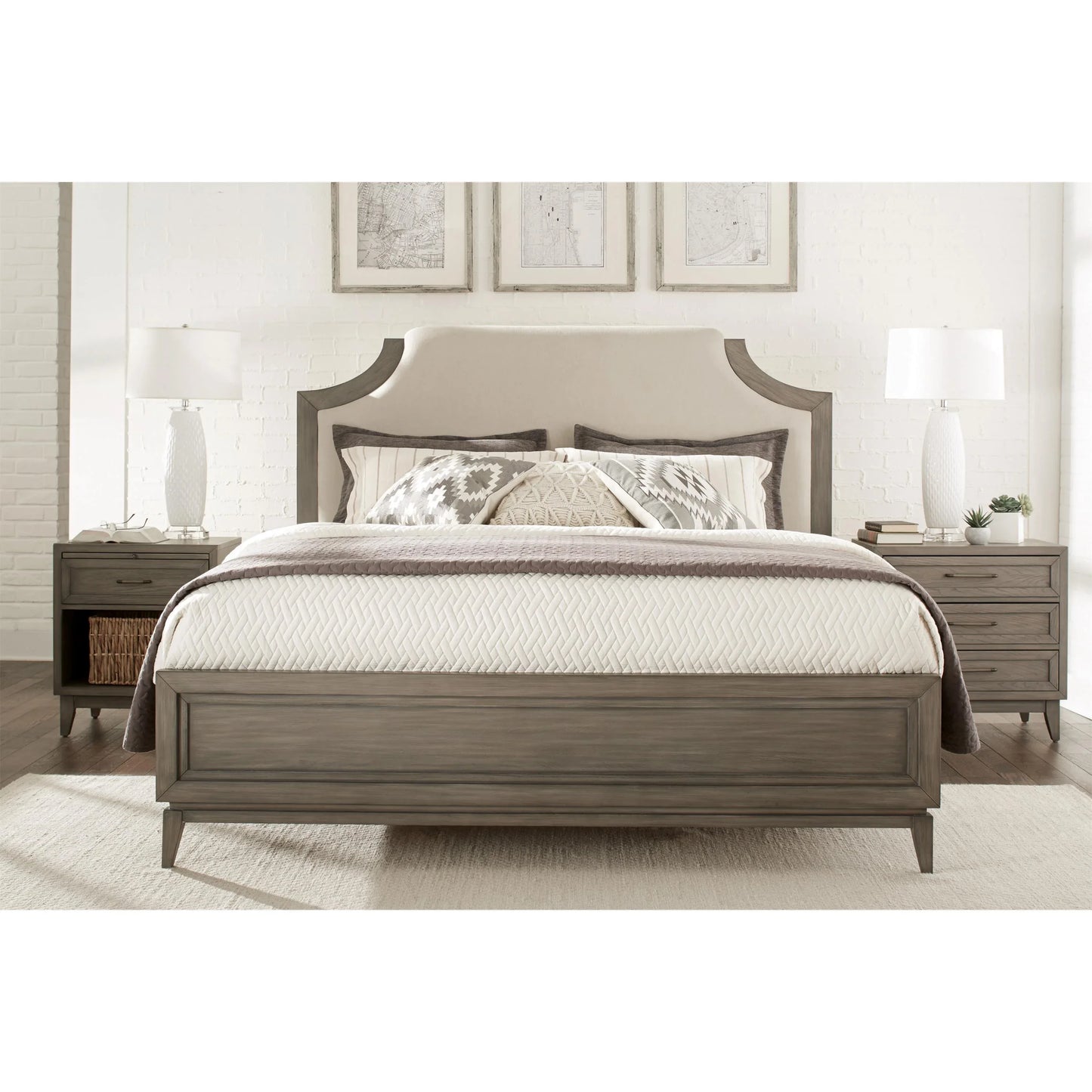 Vogue 5/0 Panel Footboard Riverside Furniture Bedroom