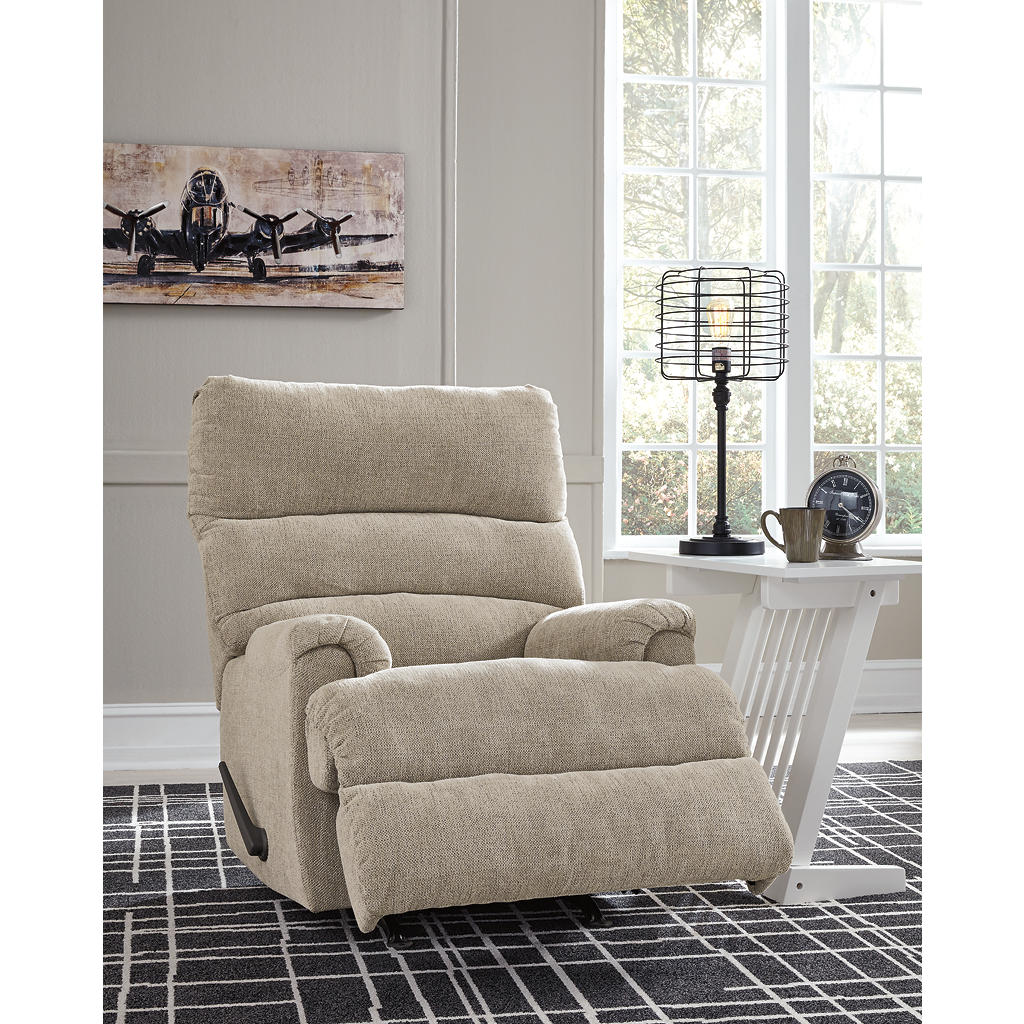 Man Fort Recliner Signature Design by Ashley® Living Room