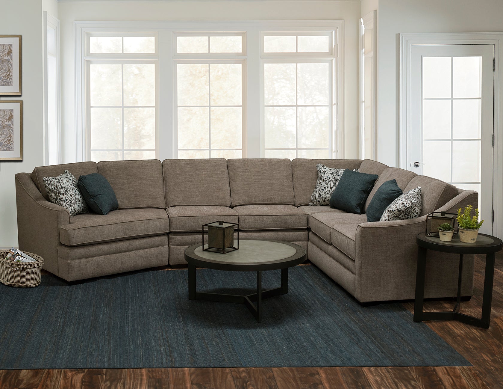 Thomas Armless Loveseat