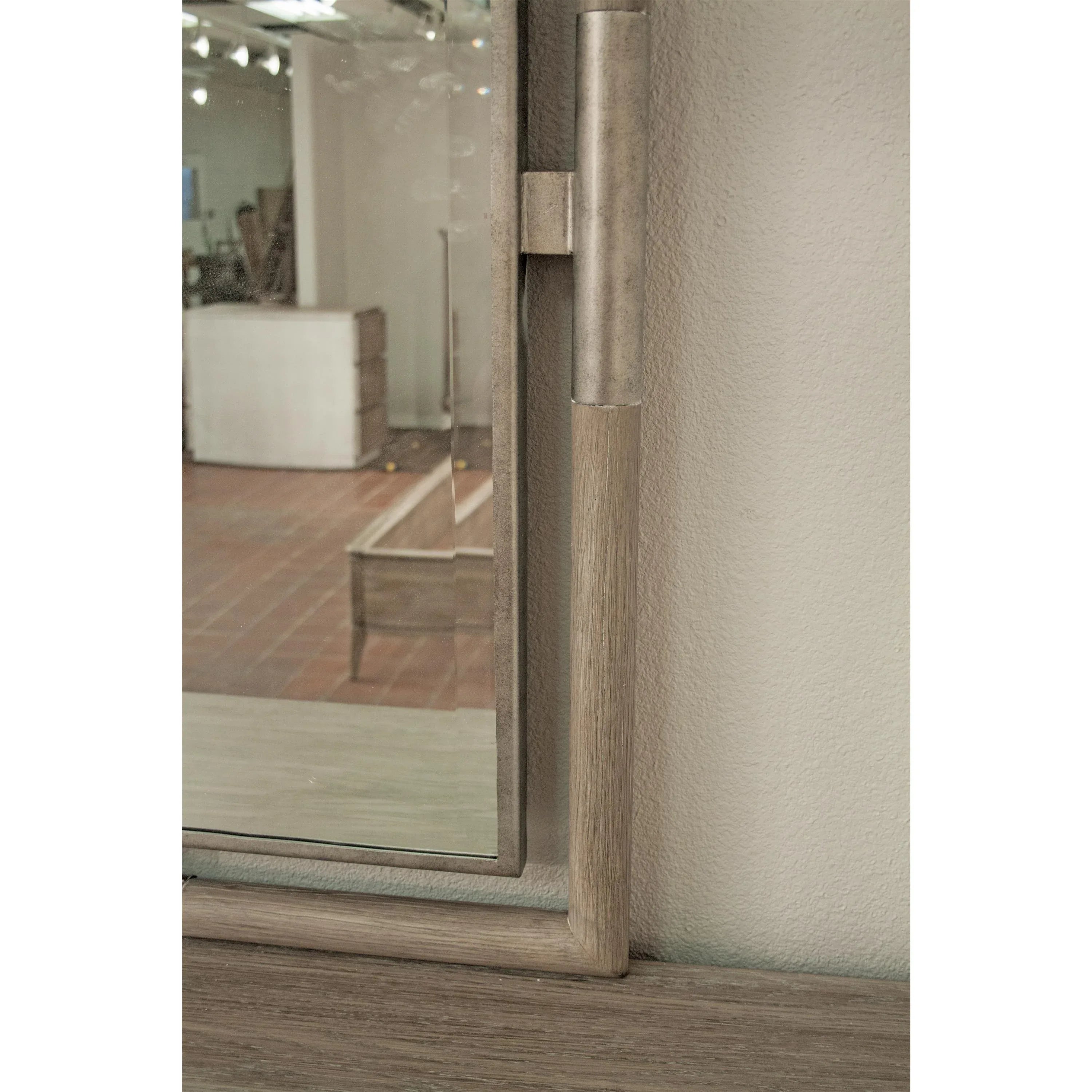 Sophie Mirror Riverside Furniture Bedroom