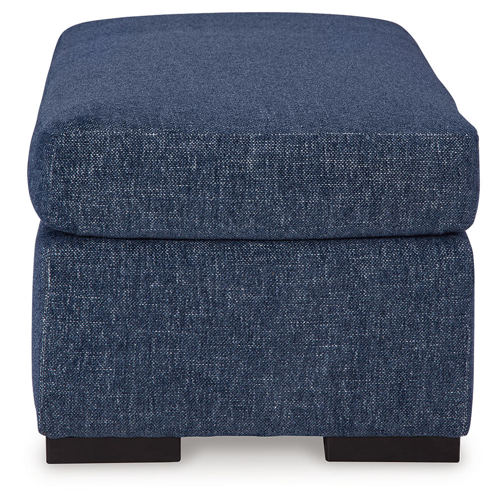 Evansley Oversized Chair and Ottoman Benchcraft® Uncategorized