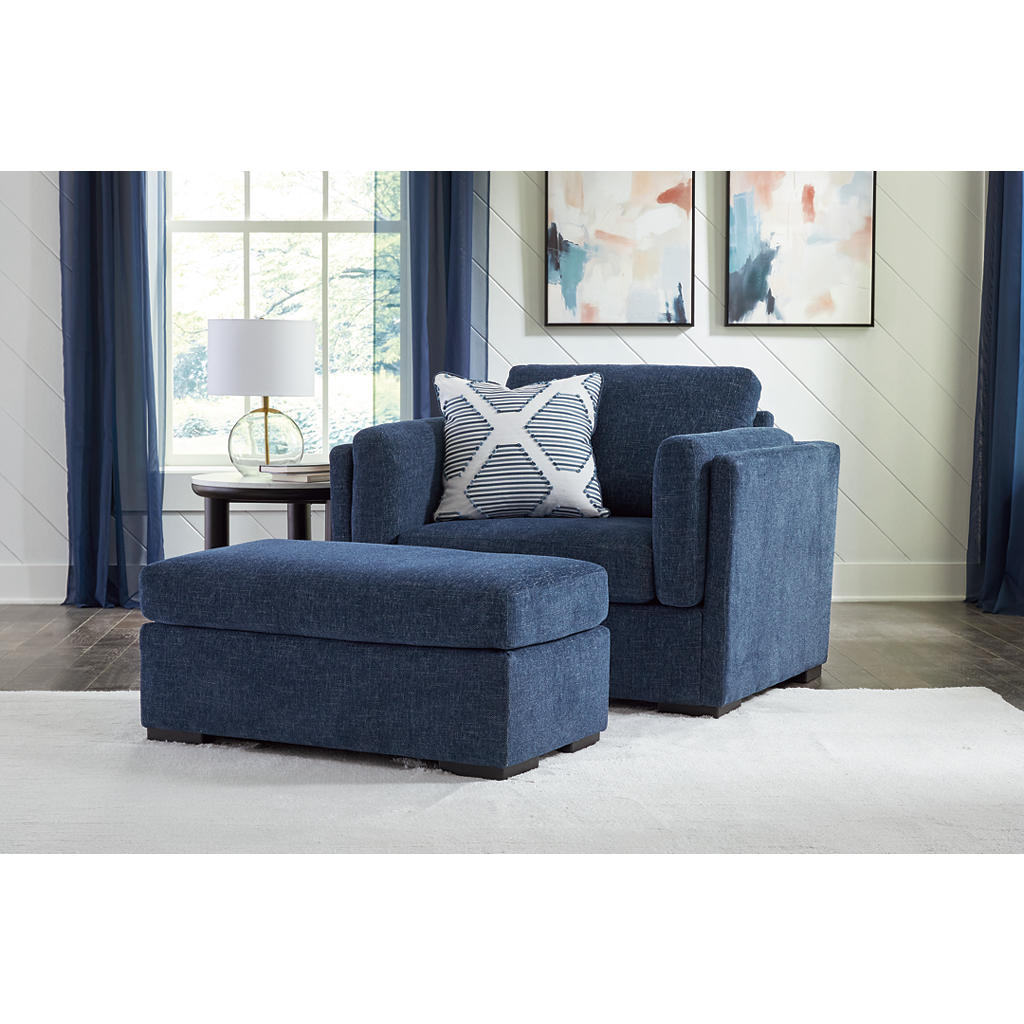 Evansley Oversized Chair and Ottoman Benchcraft® Uncategorized