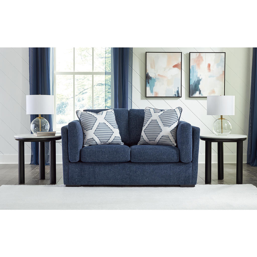Evansley Loveseat Benchcraft® Living Room