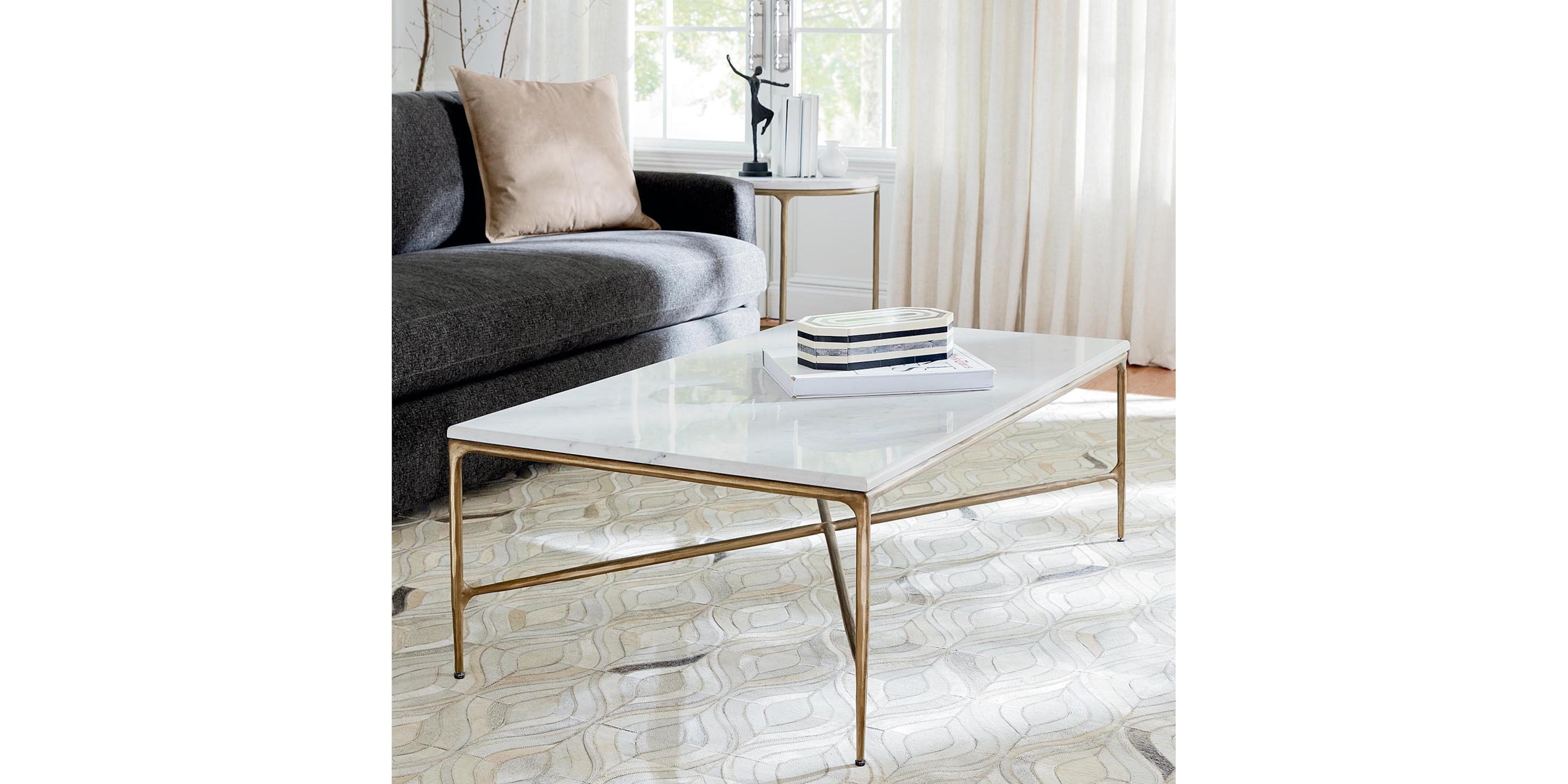 Keswick Rectangular Cocktail Table Bassett
