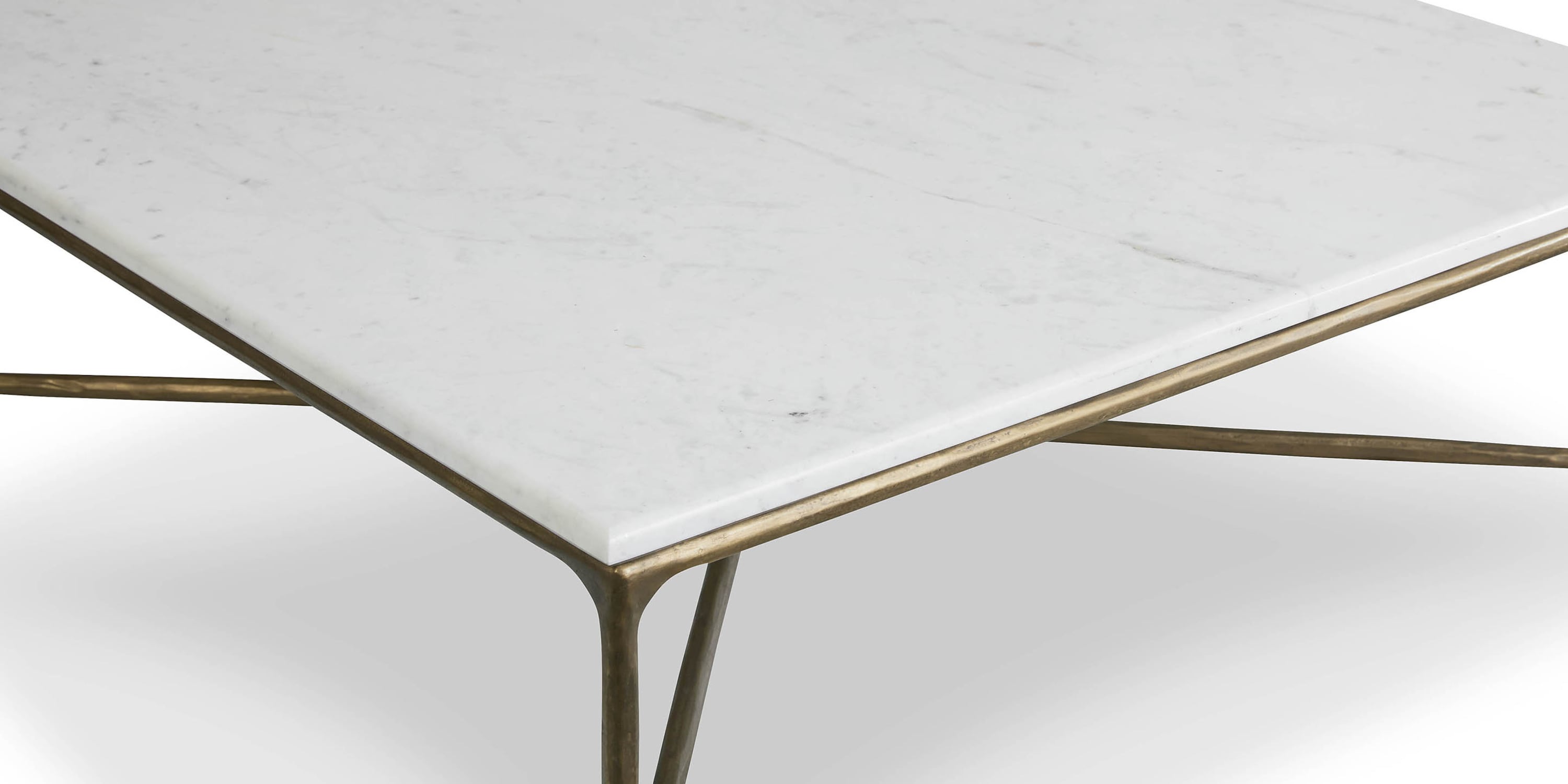 Keswick Square Cocktail Table Bassett