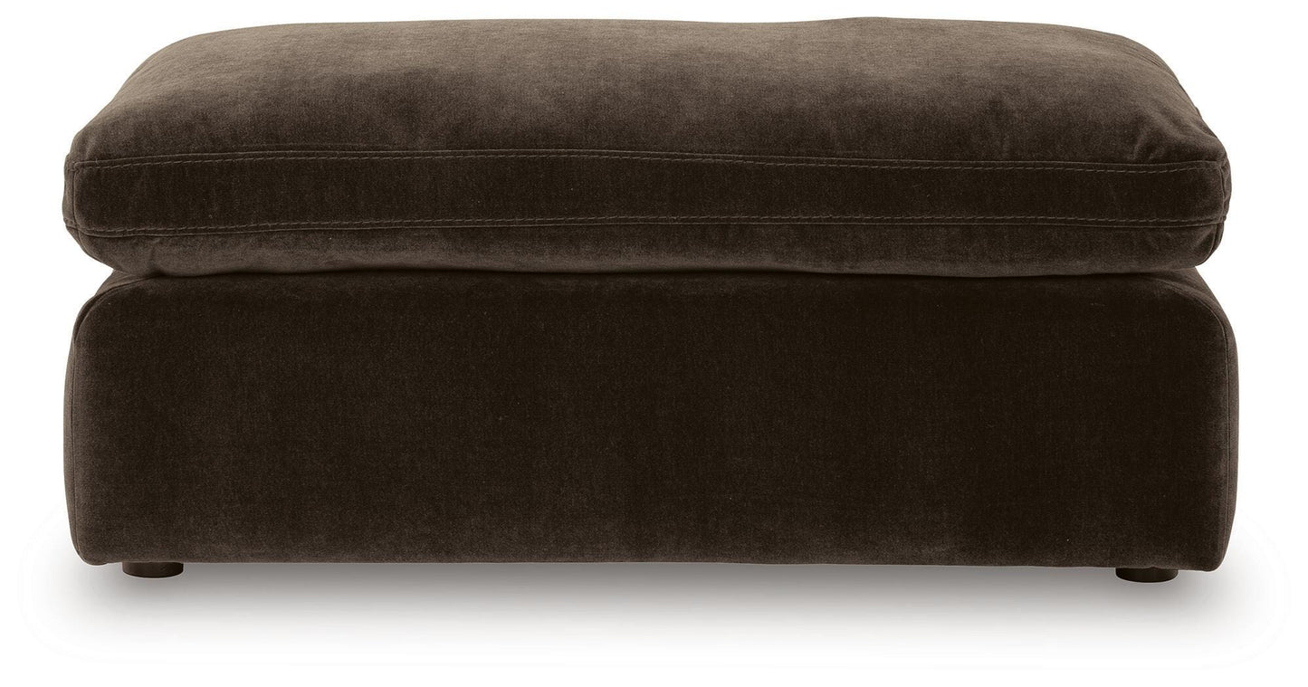 Maxton Heights Ottoman