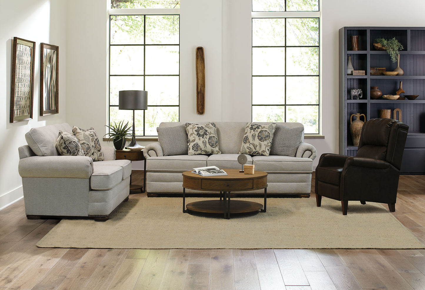 Knox Loveseat with Nails