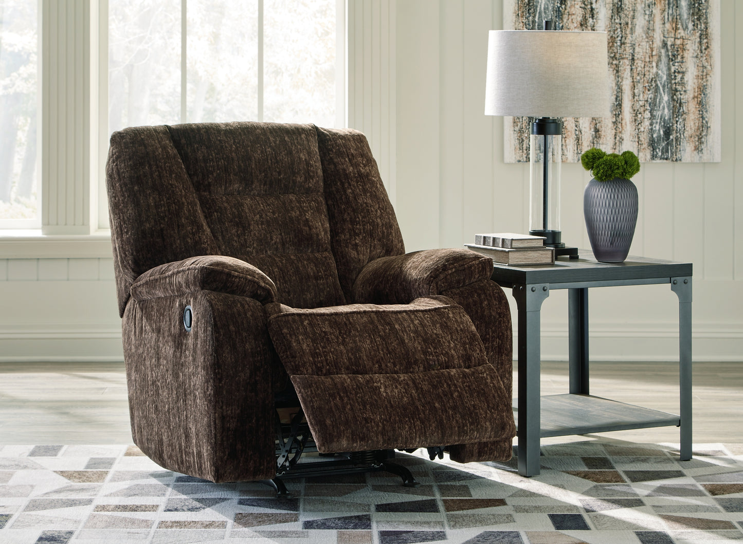 Soundwave Reclining Sofa, Loveseat and Recliner